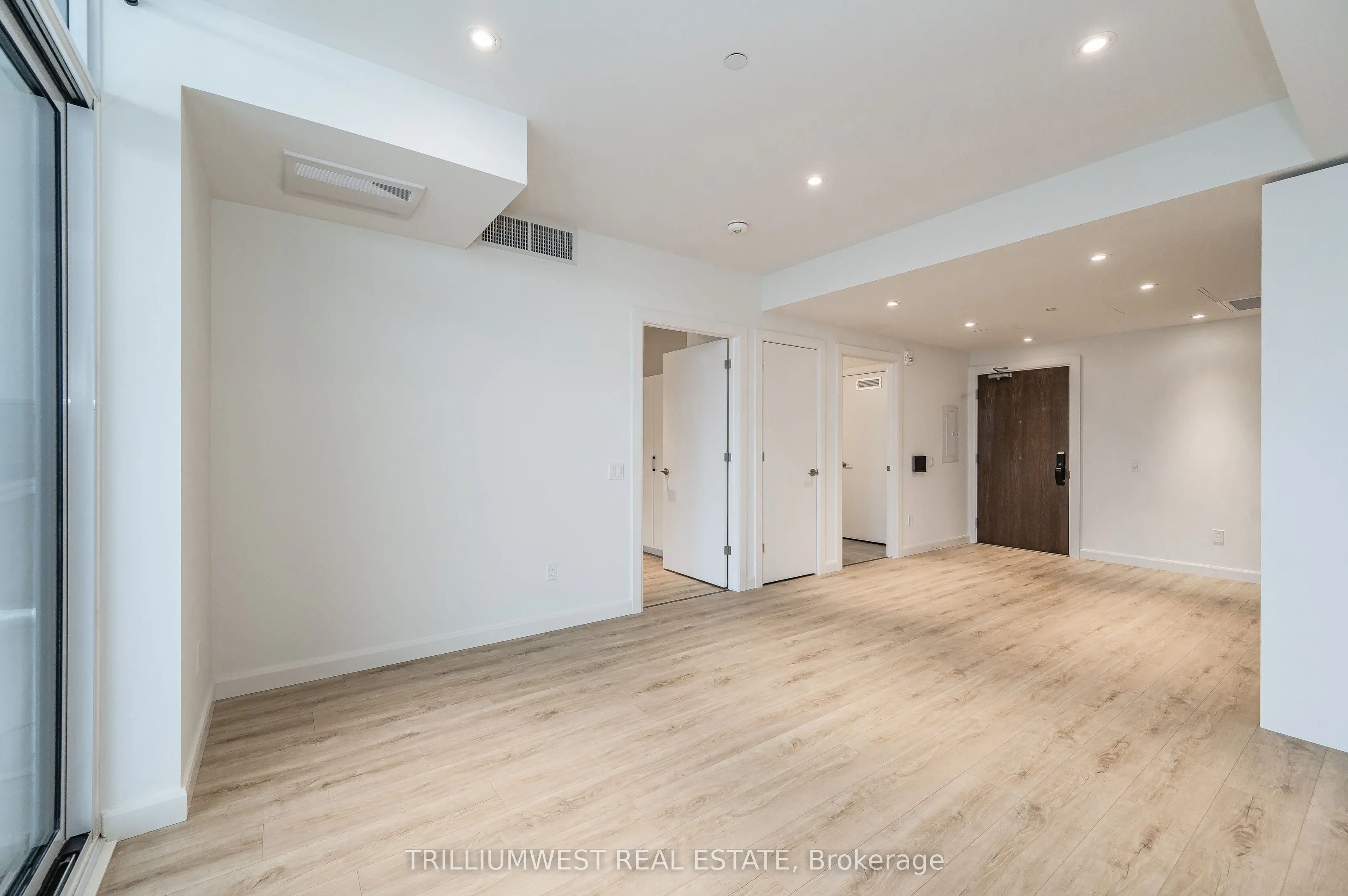 741 King Street W, #505