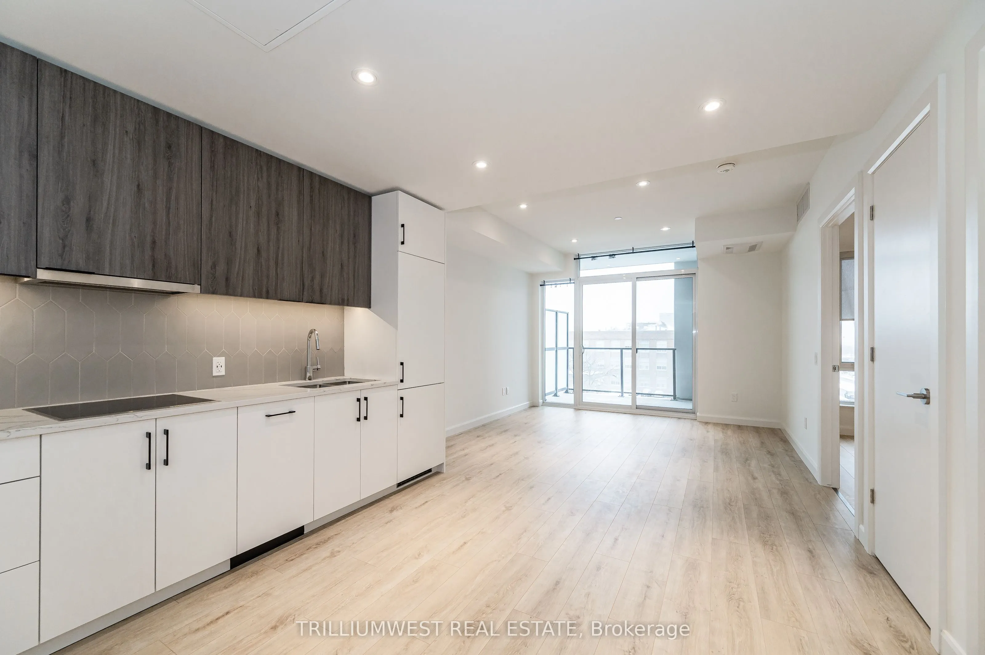 741 King Street W, #505
