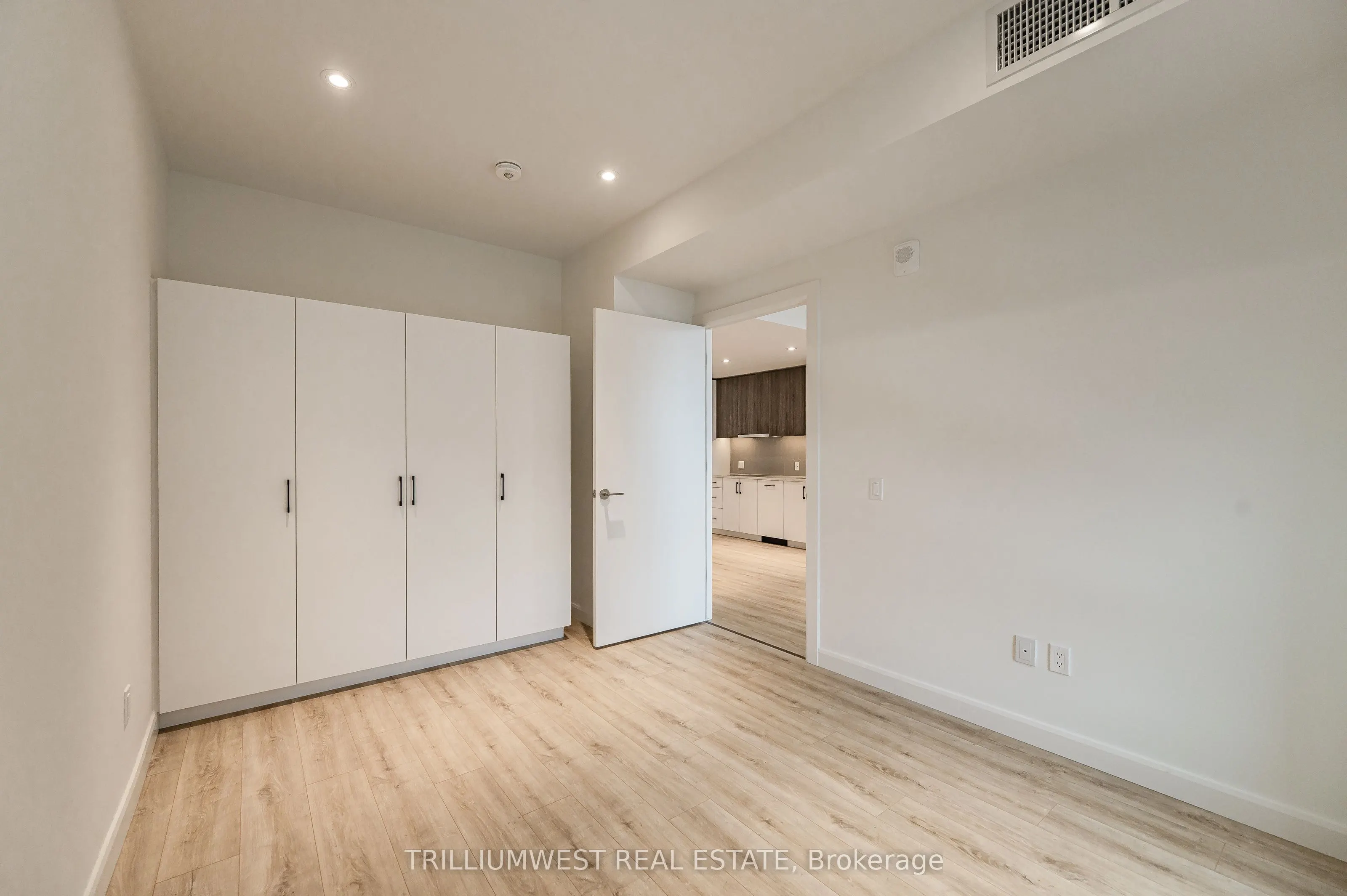 741 King Street W, #505