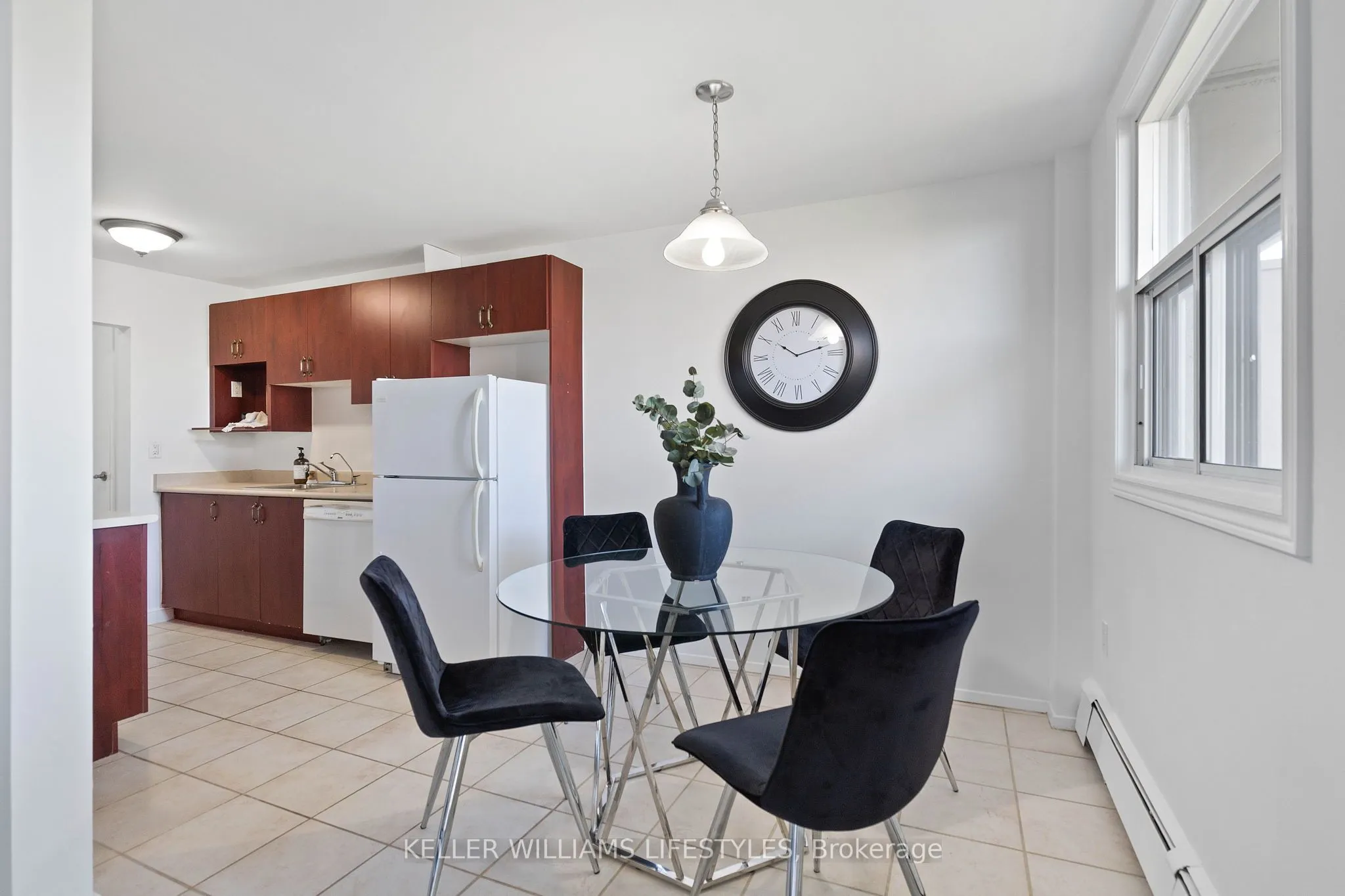 931 Wonderland Road S, #511