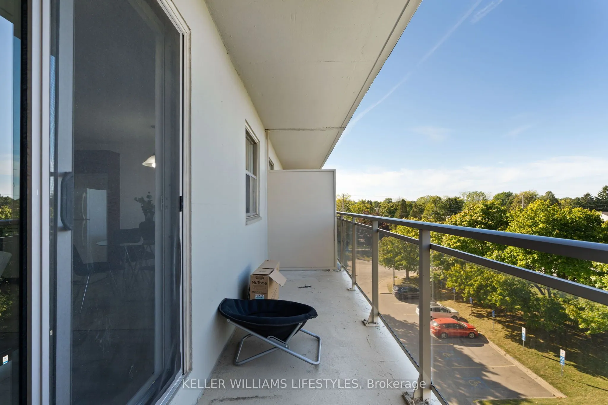 931 Wonderland Road S, #511