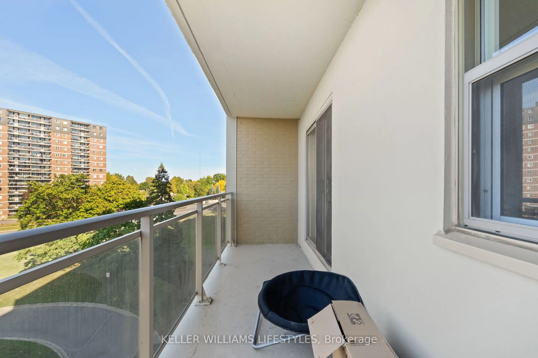 931 Wonderland Road S, #511
