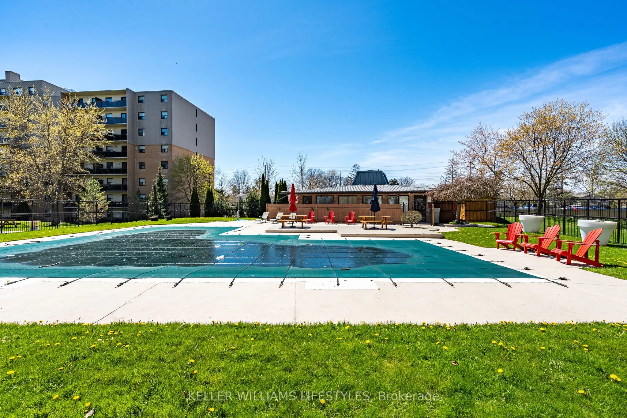 931 Wonderland Road S, #511