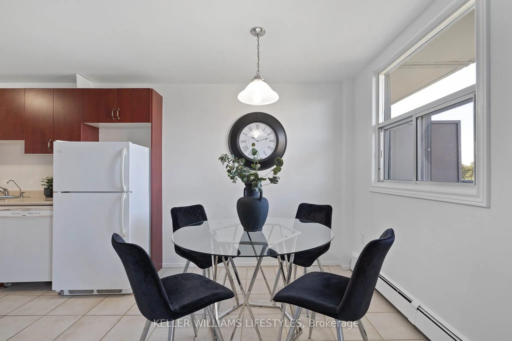 931 Wonderland Road S, #511