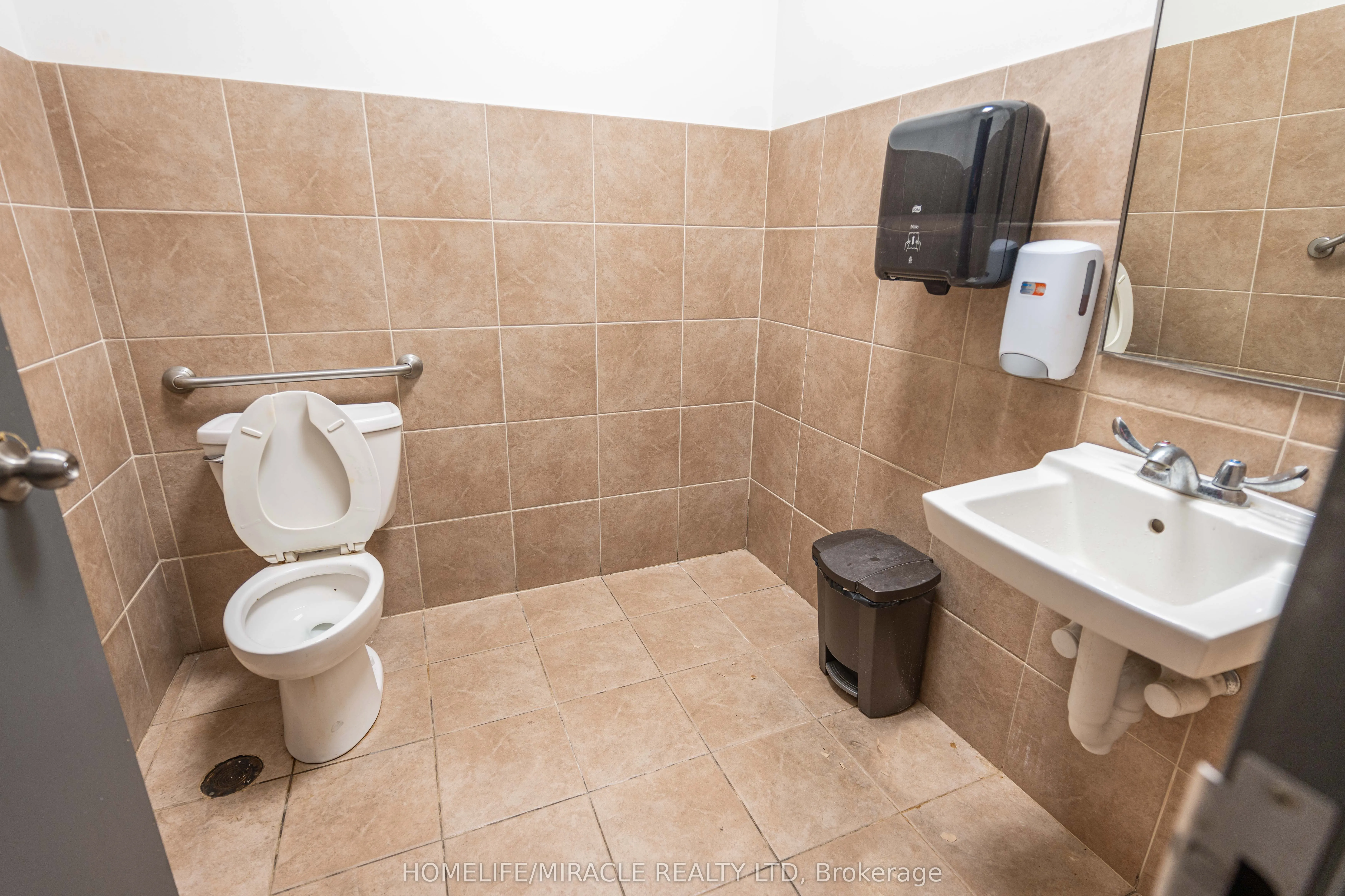 324 Highland Road W, #3
