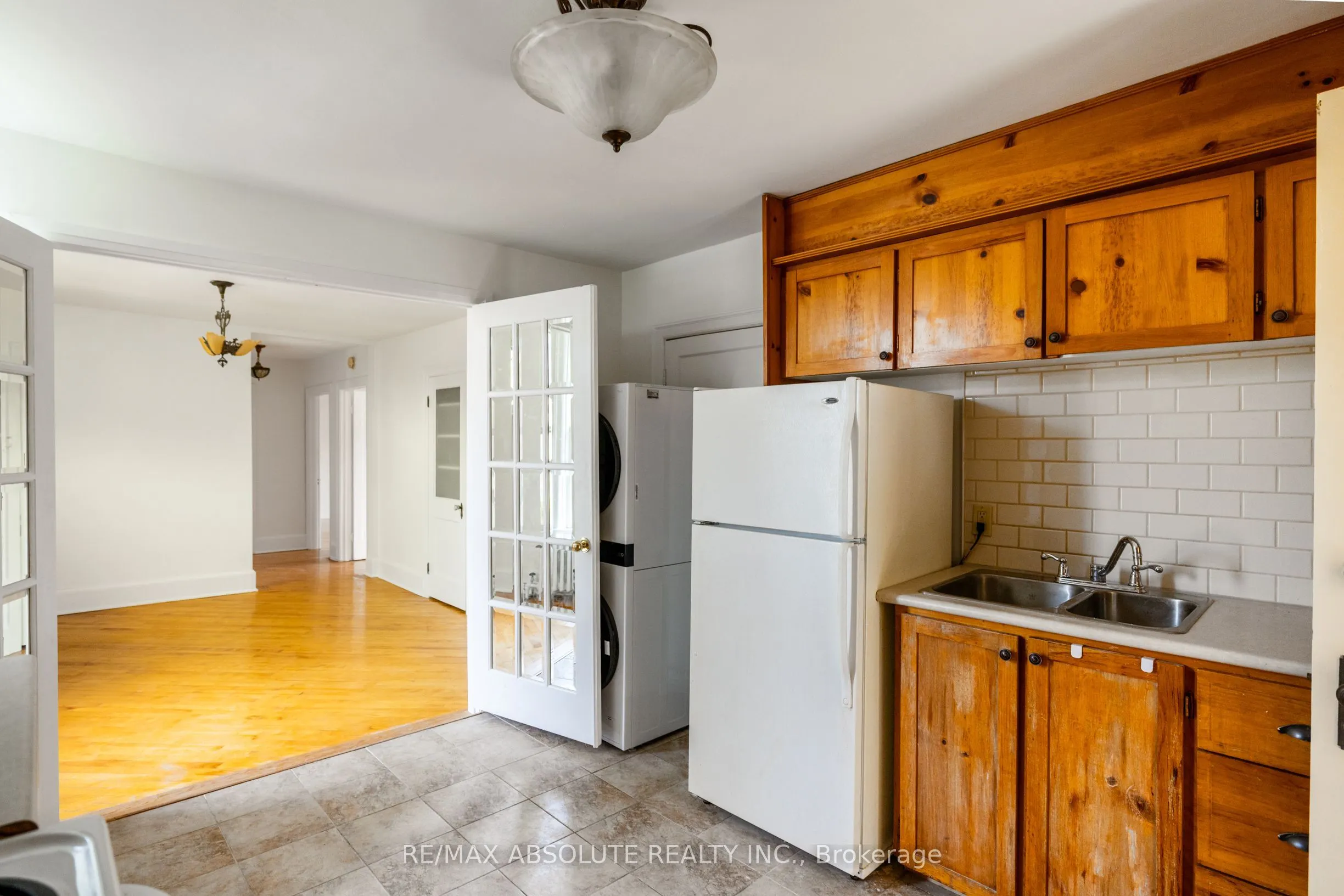 258 Daly Avenue, #3