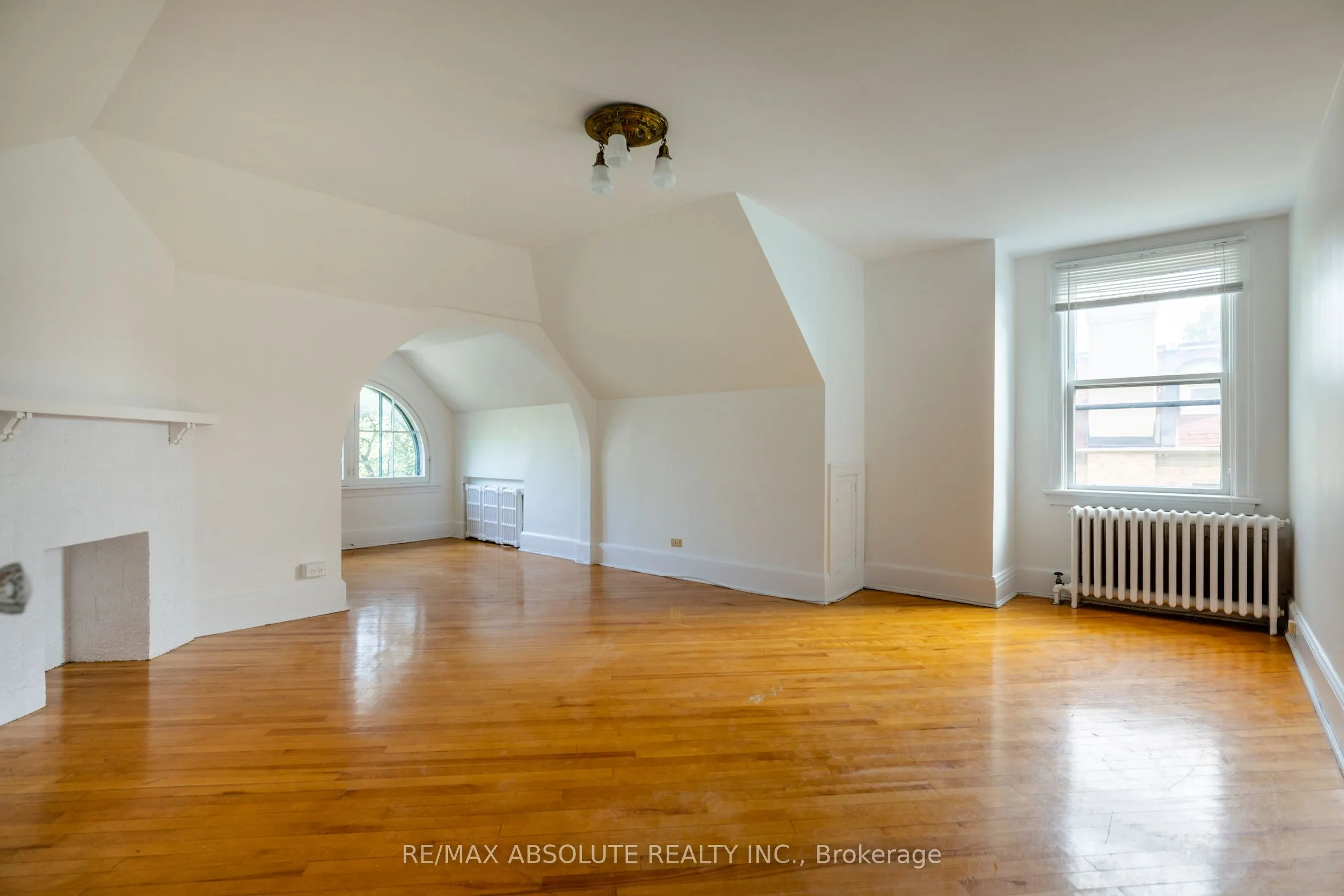 258 Daly Avenue, #3