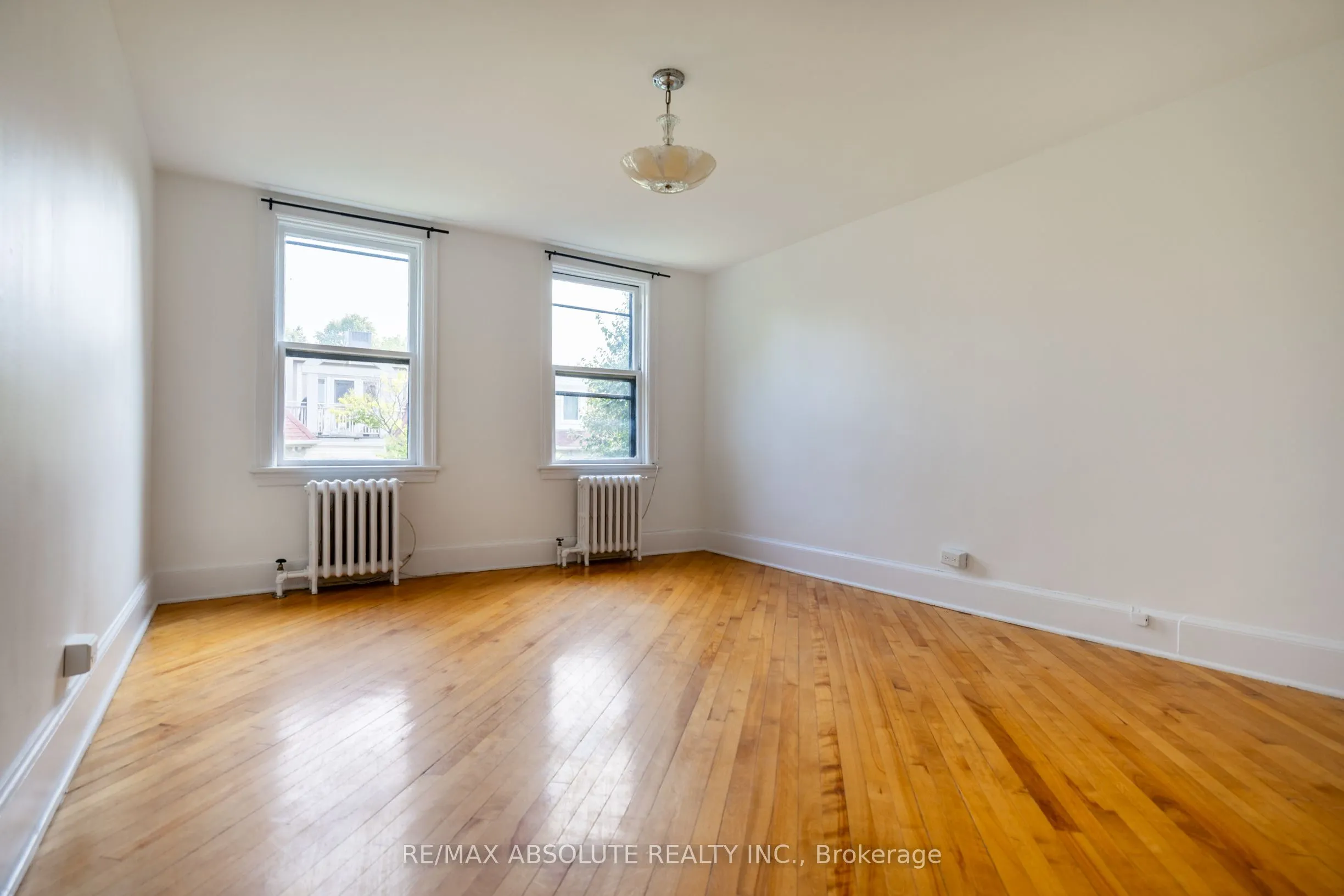 258 Daly Avenue, #3