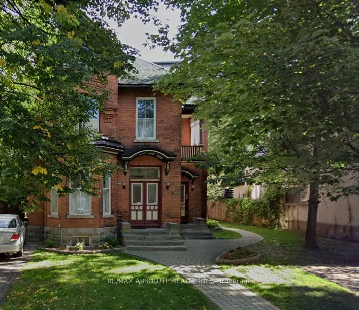 258 Daly Avenue, #3