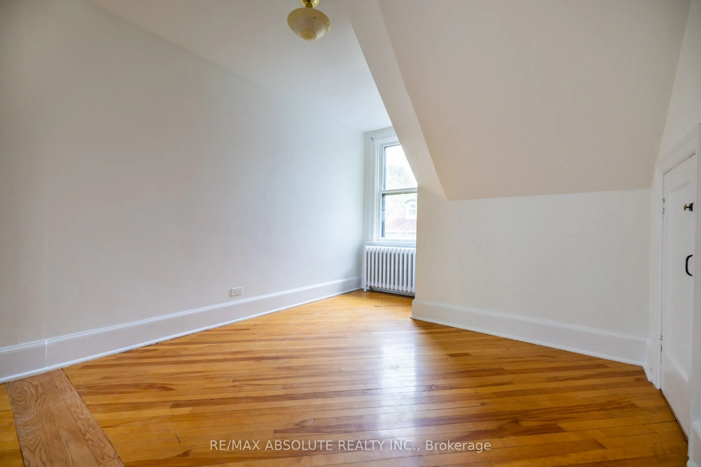 258 Daly Avenue, #3