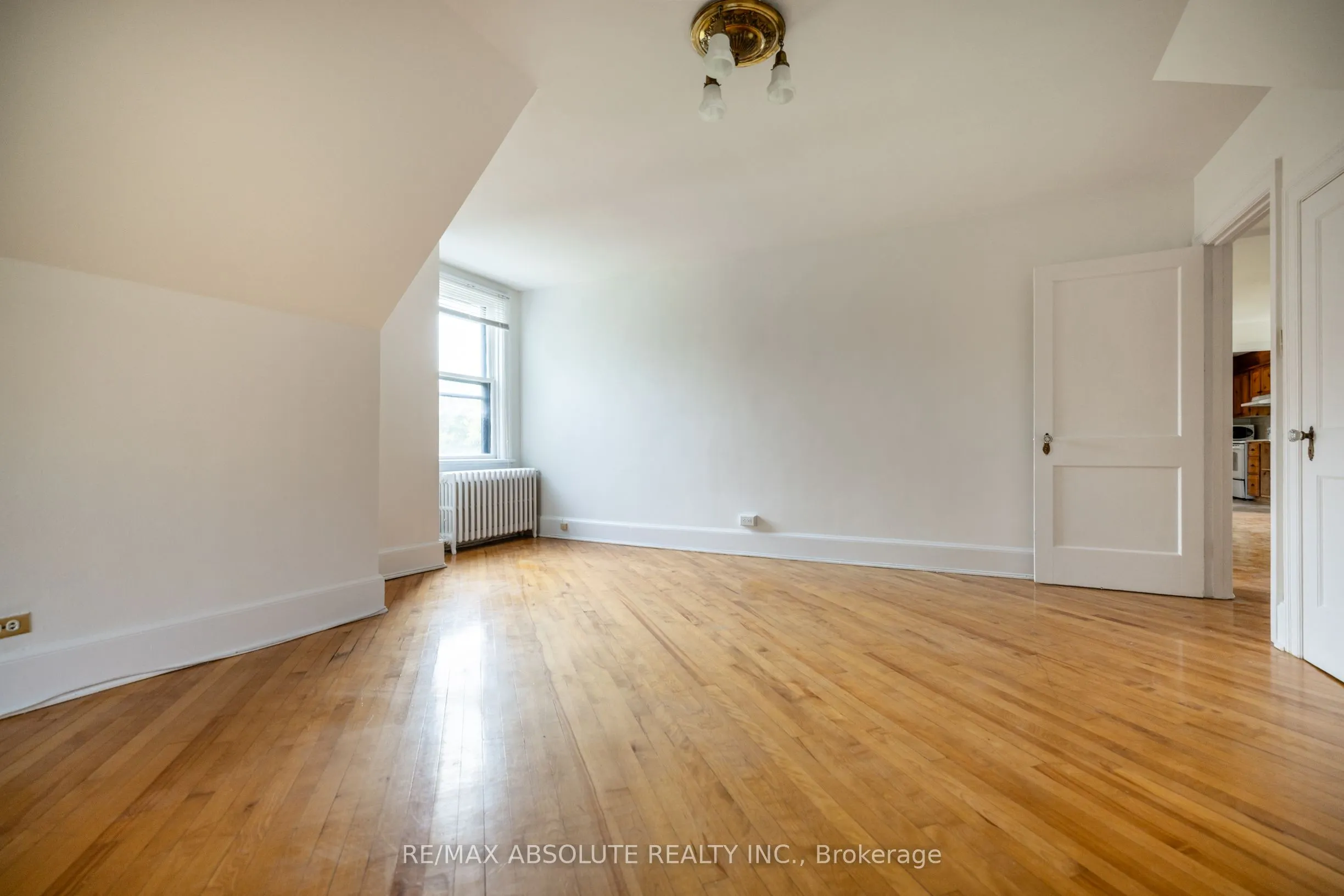258 Daly Avenue, #3