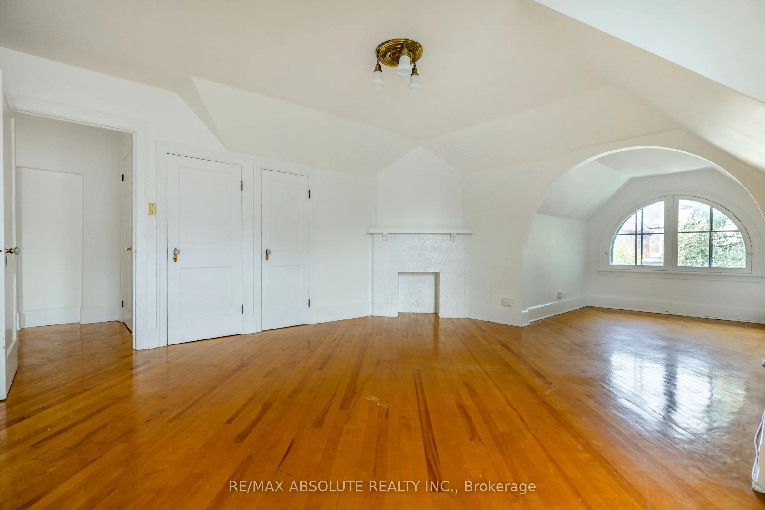 258 Daly Avenue, #3