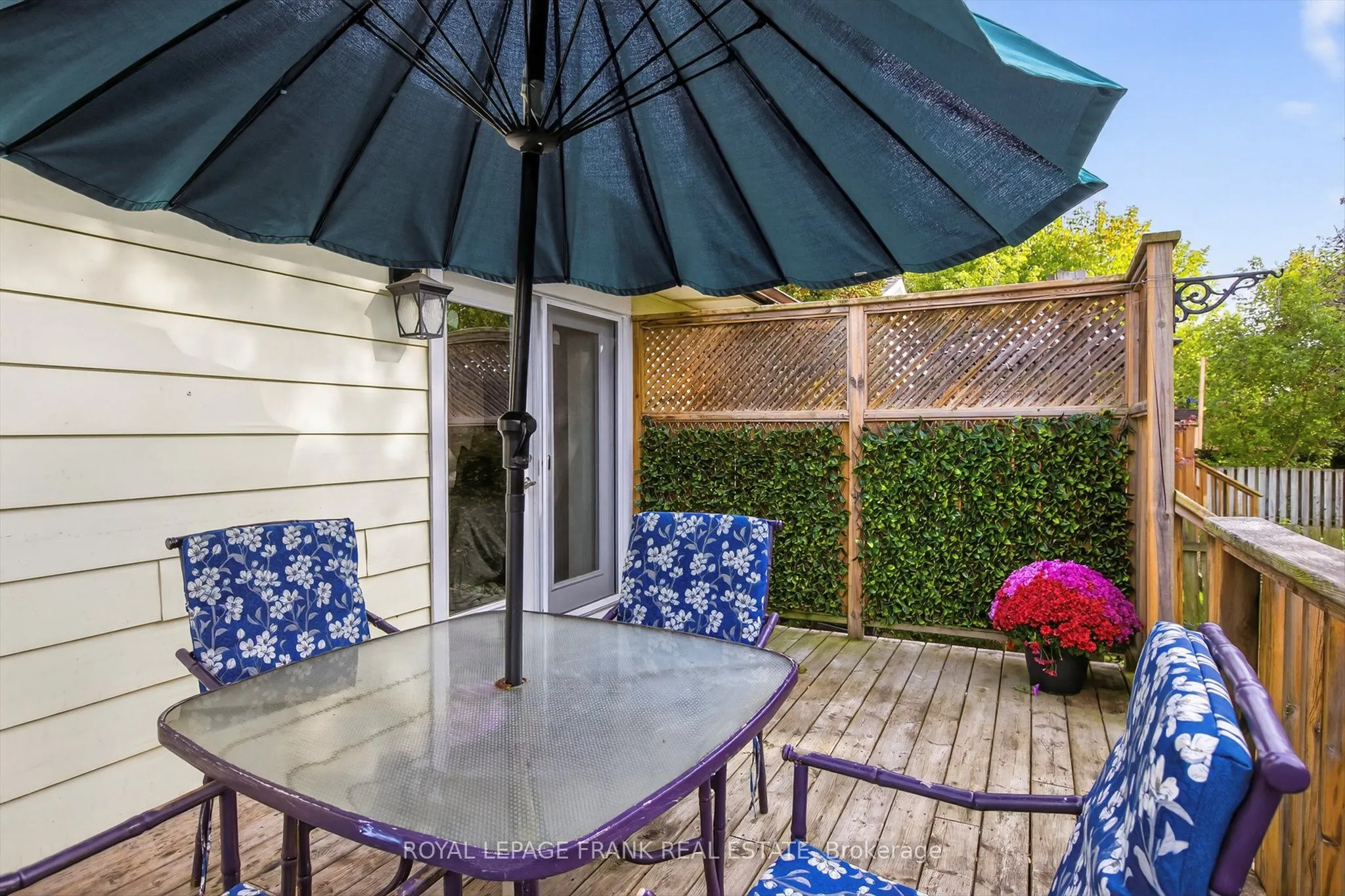 393 Southpark Drive