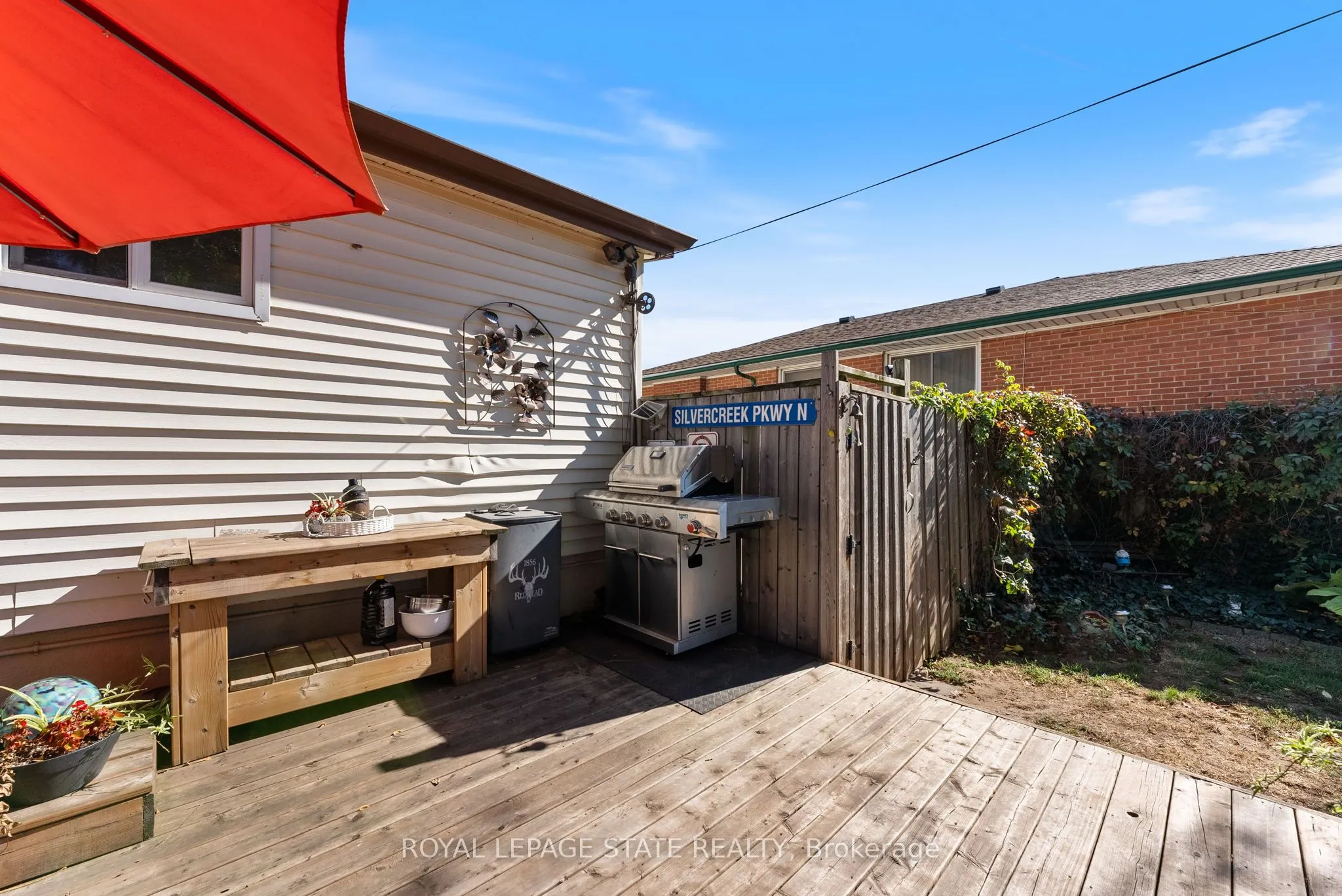 387 Osborne Street
