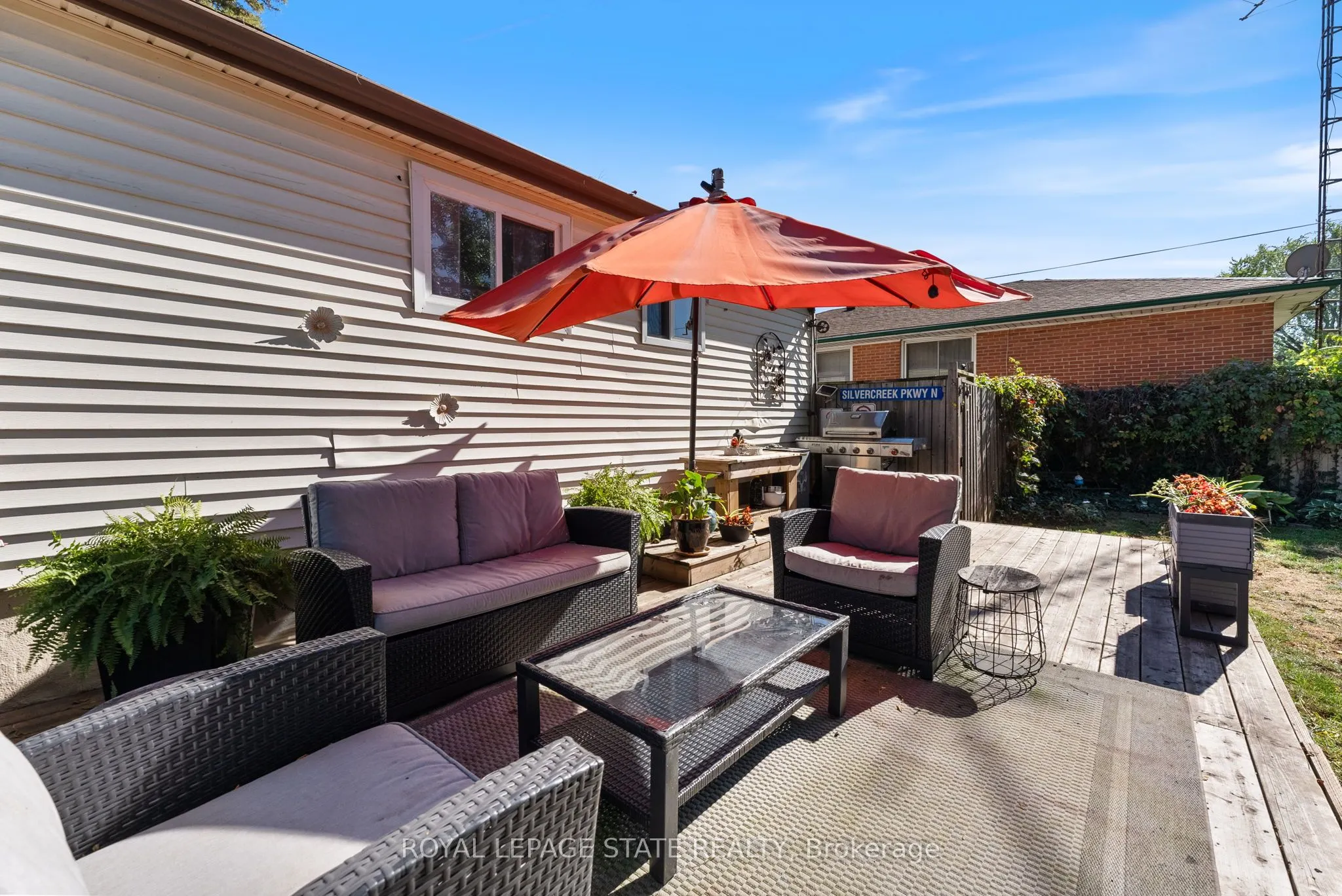 387 Osborne Street