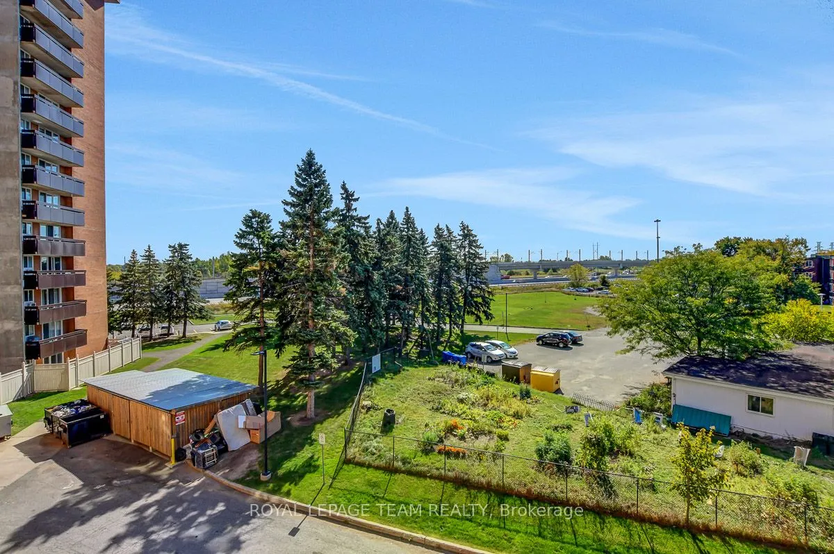 2000 JASMINE Crescent, #410