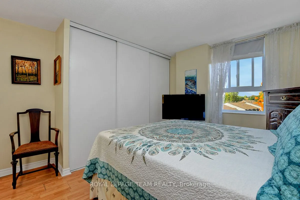 2000 JASMINE Crescent, #410