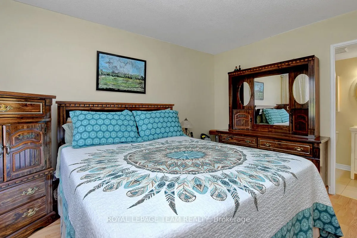 2000 JASMINE Crescent, #410