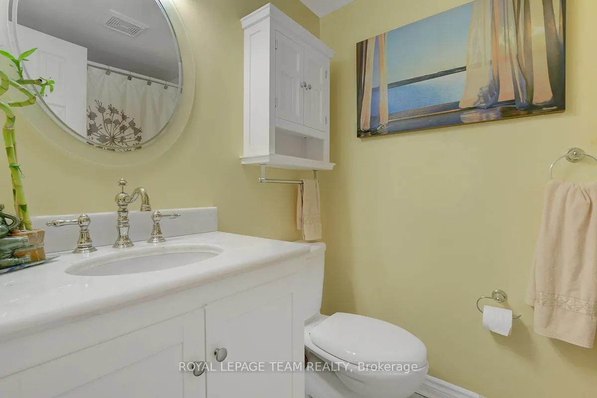 2000 JASMINE Crescent, #410