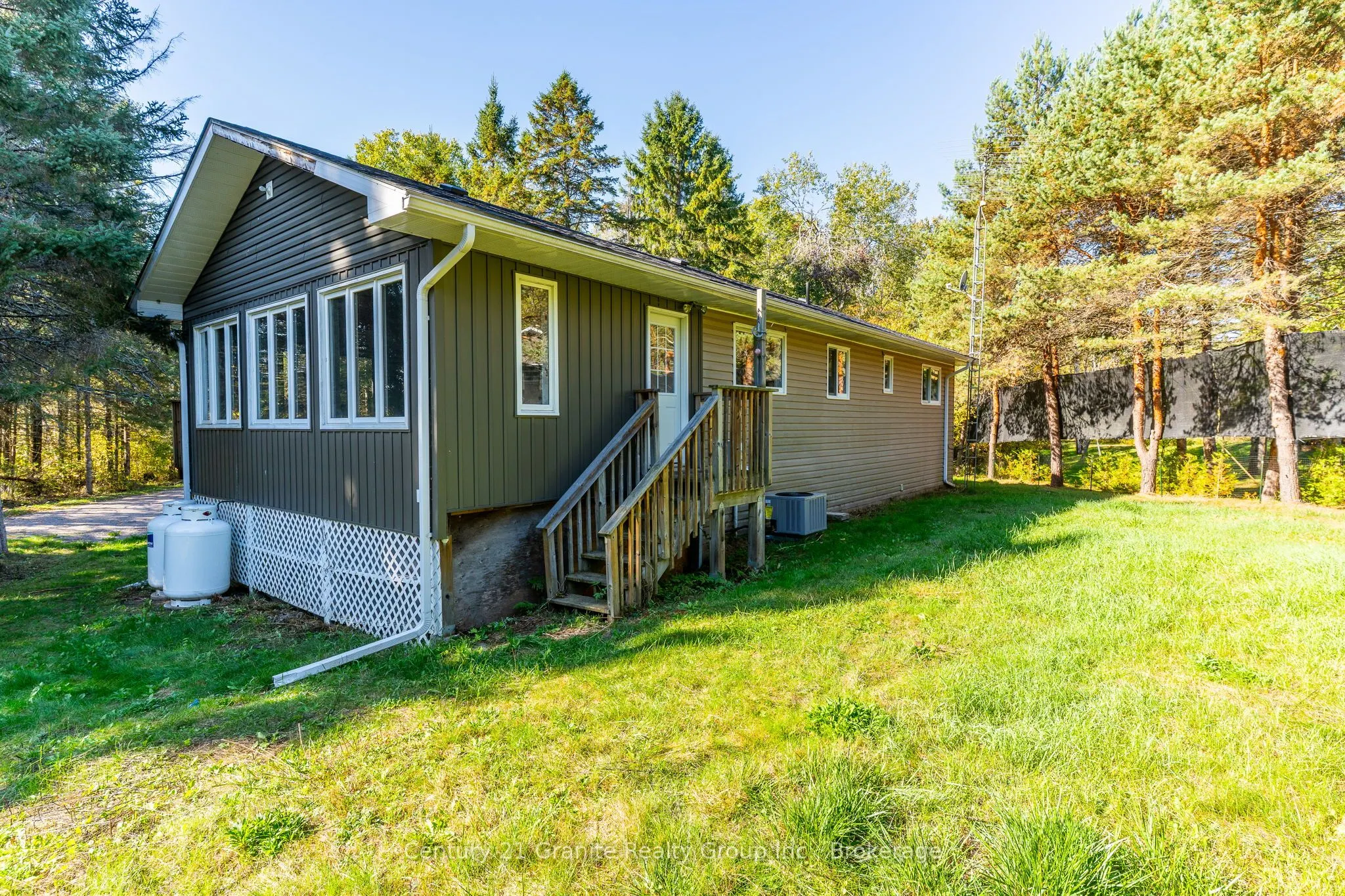 4739 Gelert Road