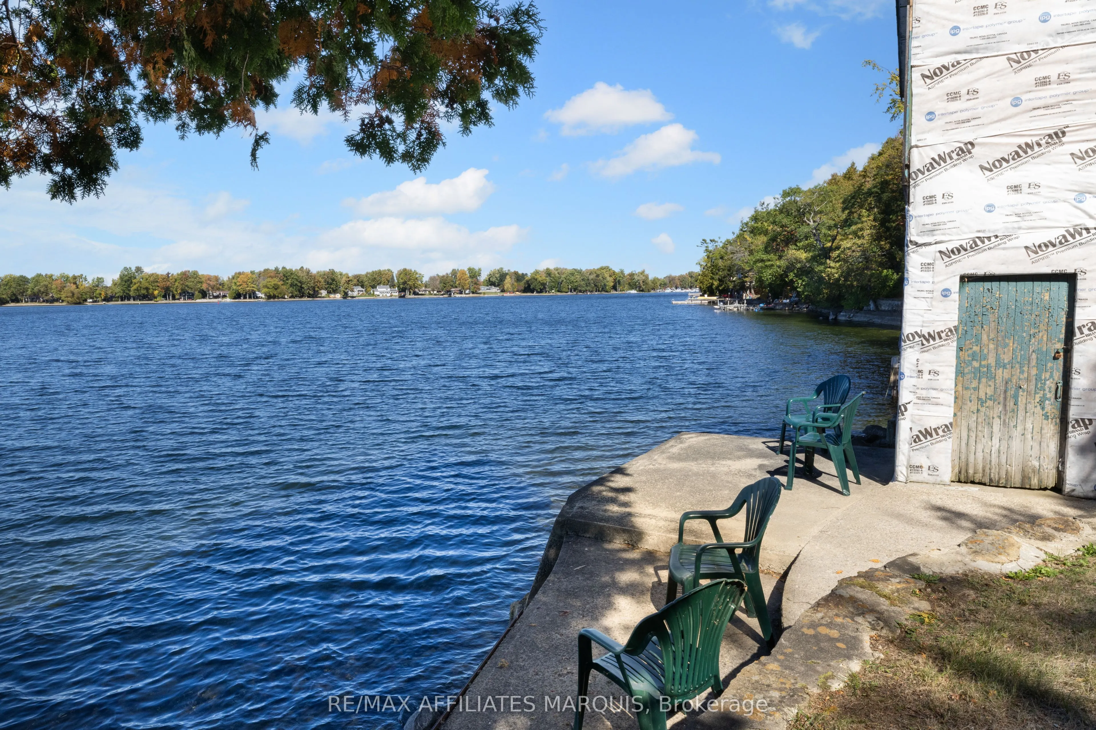 6 R9 (rideau Ferry) Road