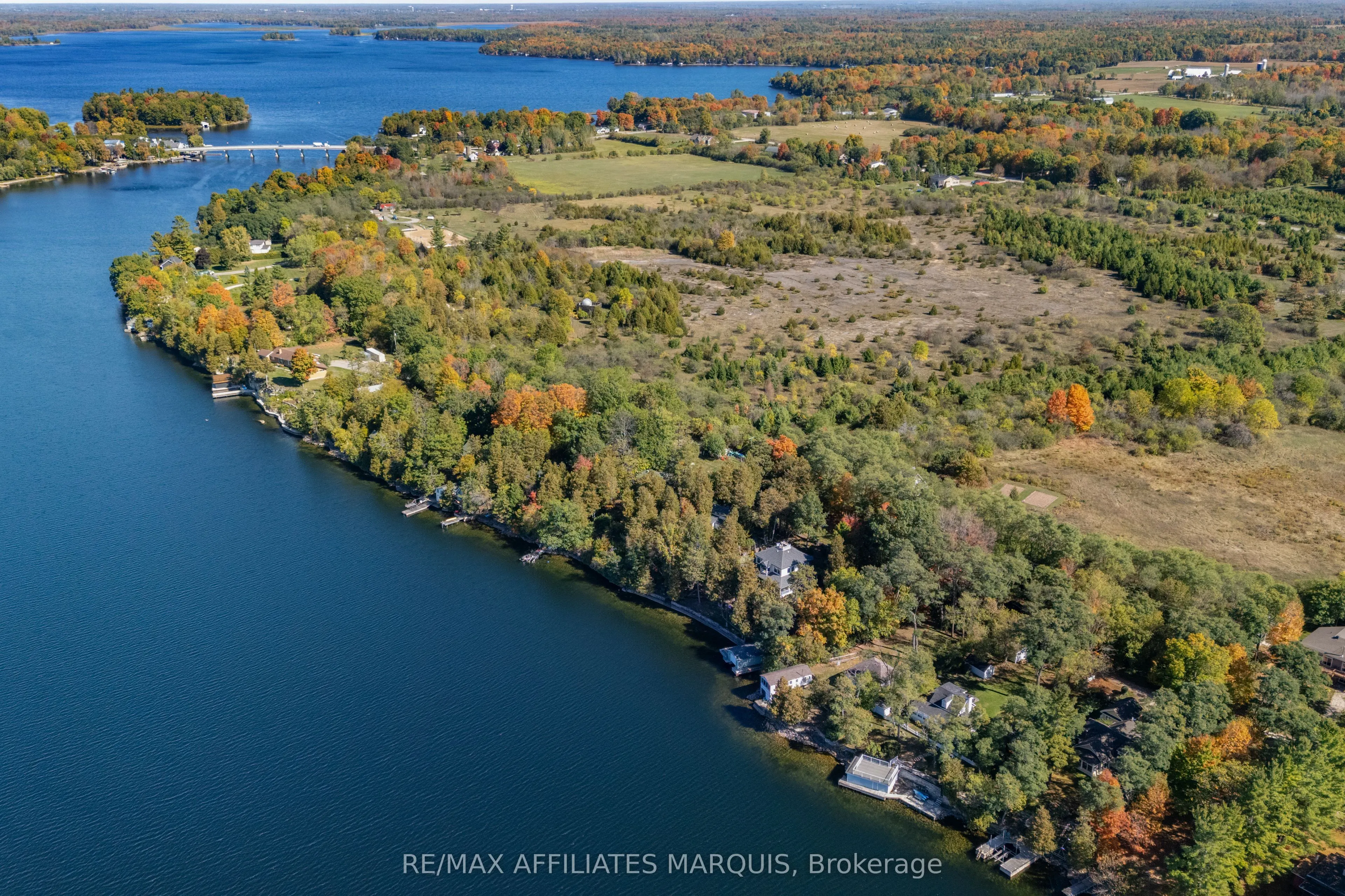 6 R9 (rideau Ferry) Road