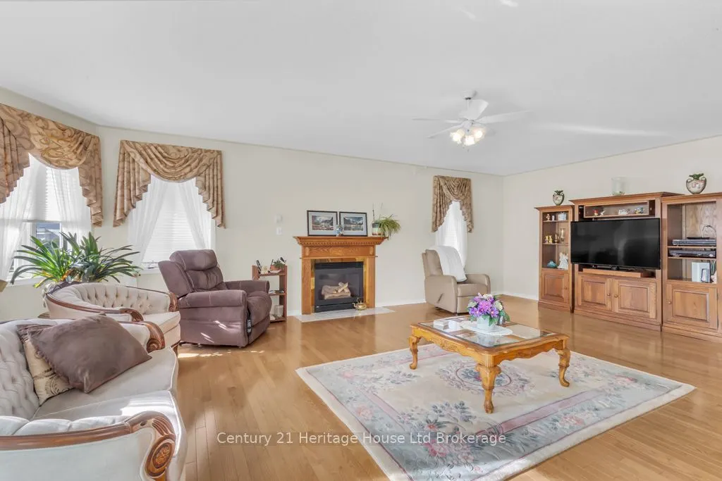 58 Wilkins Crescent