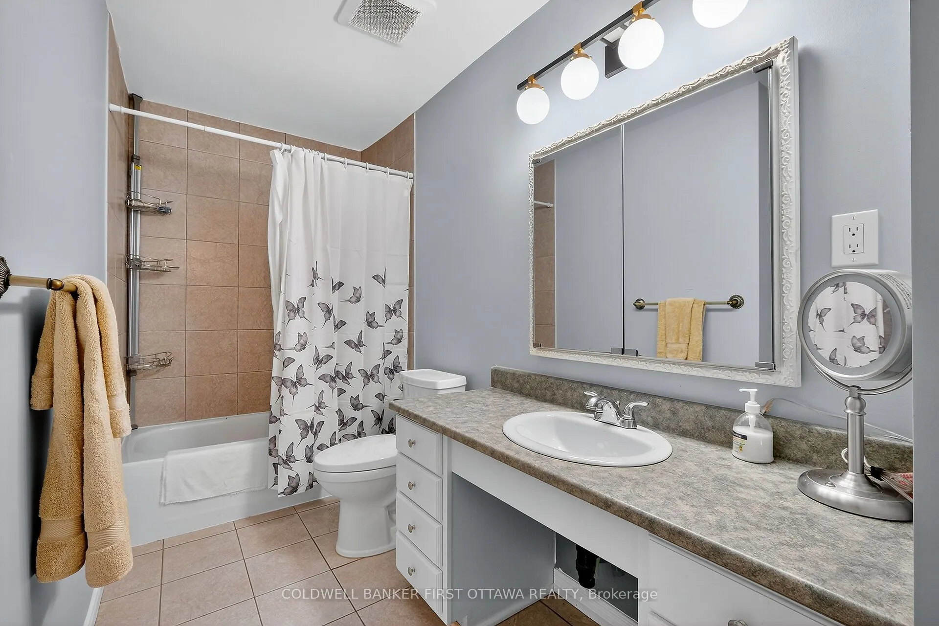 6 Pennington Lane, #2