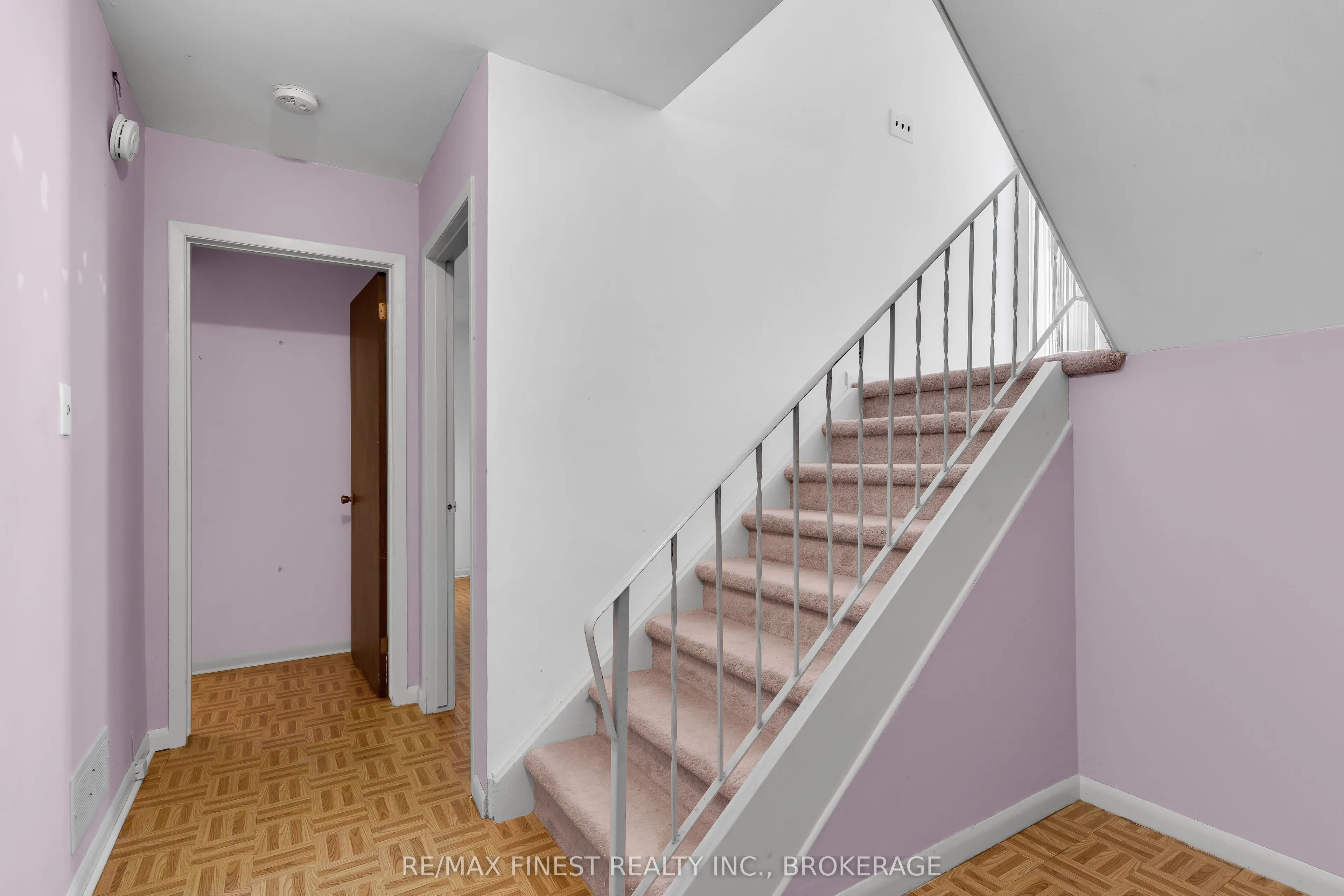 704 Aylmer Crescent