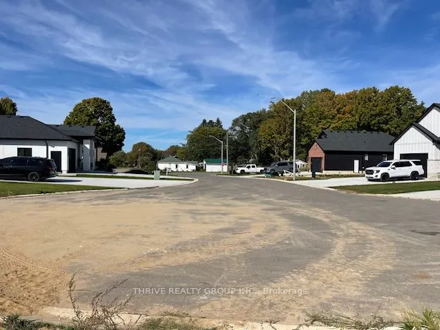 16 Charles Court
