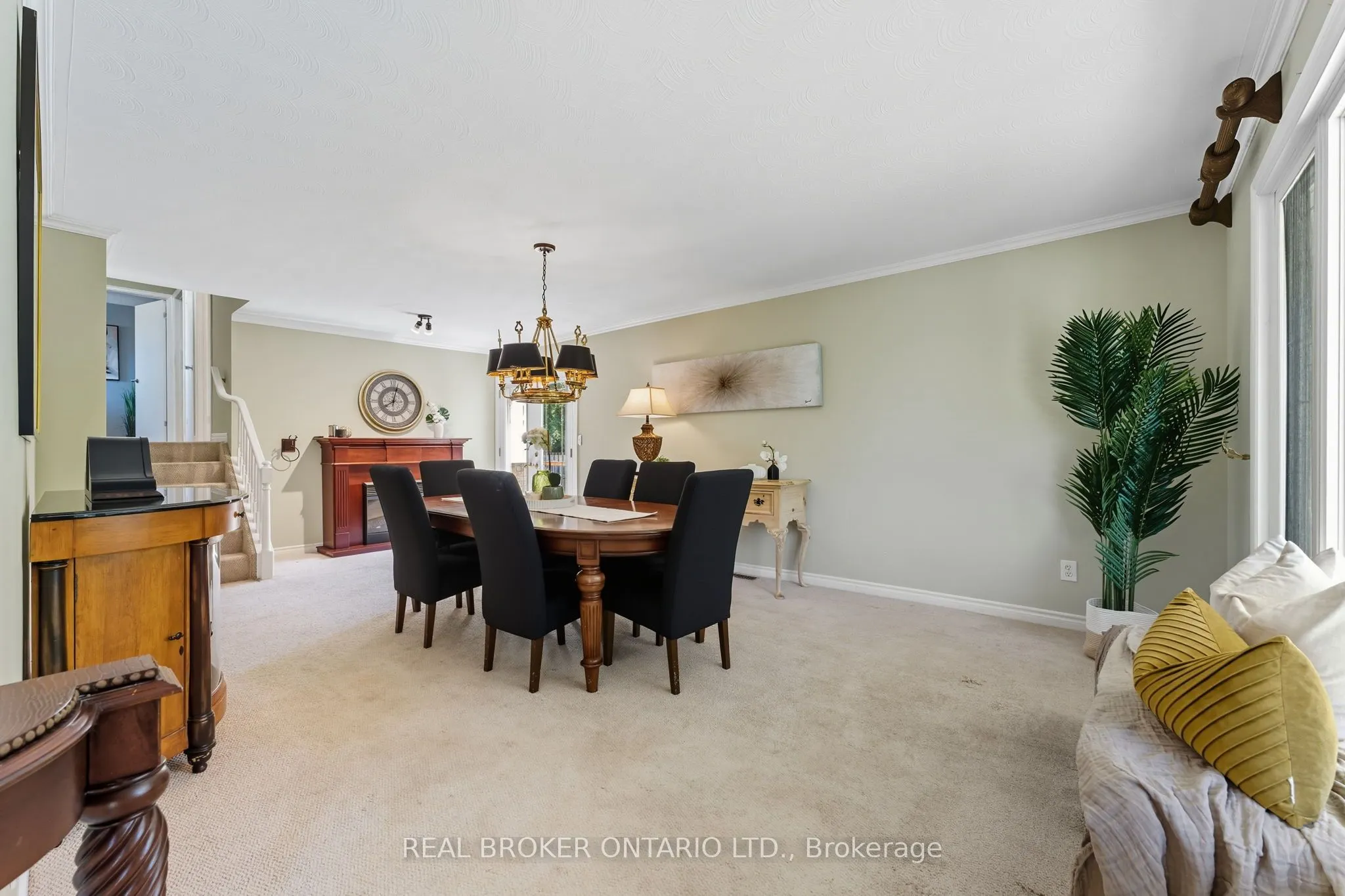 39 Carriage Road