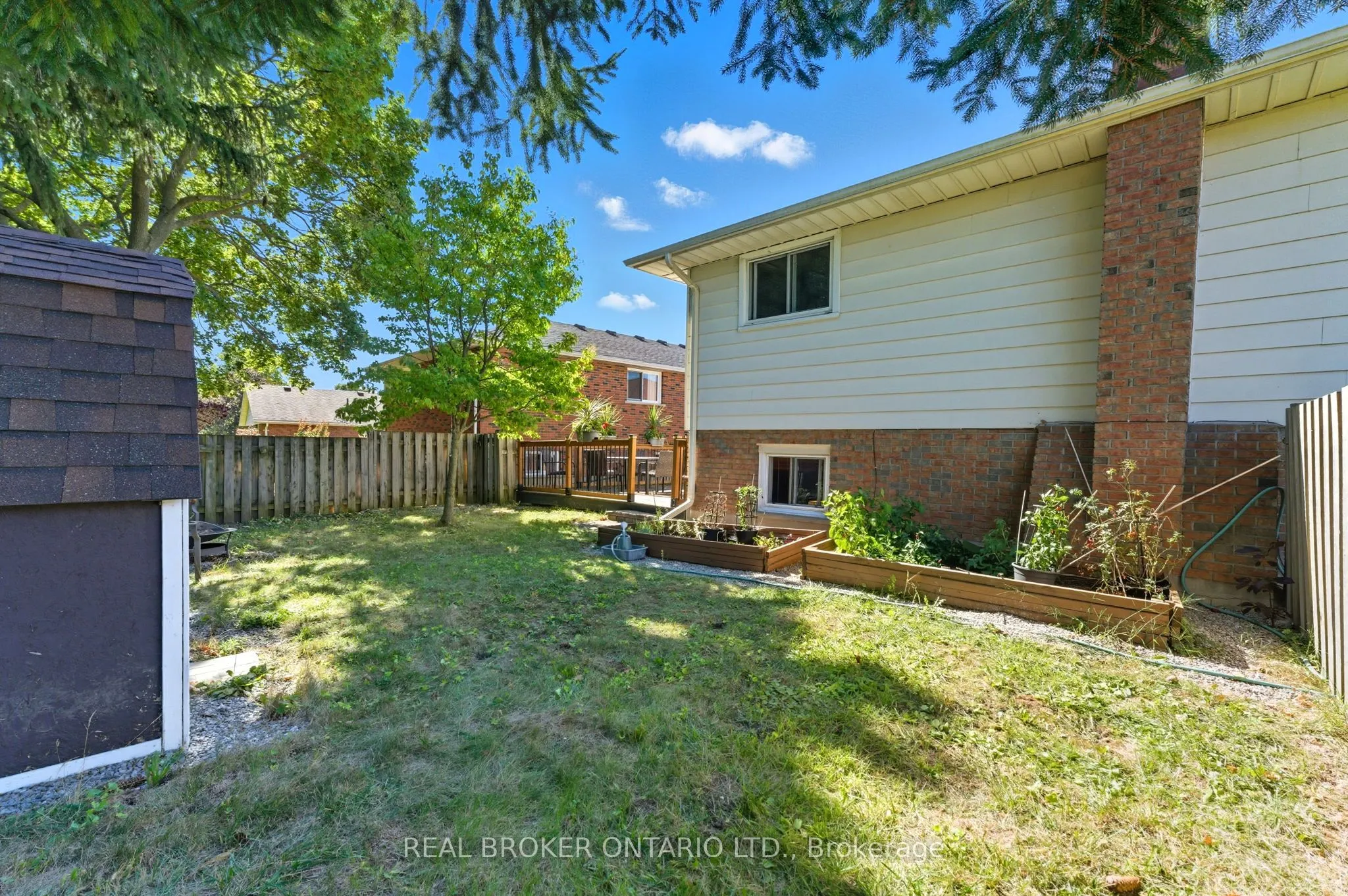 39 Carriage Road