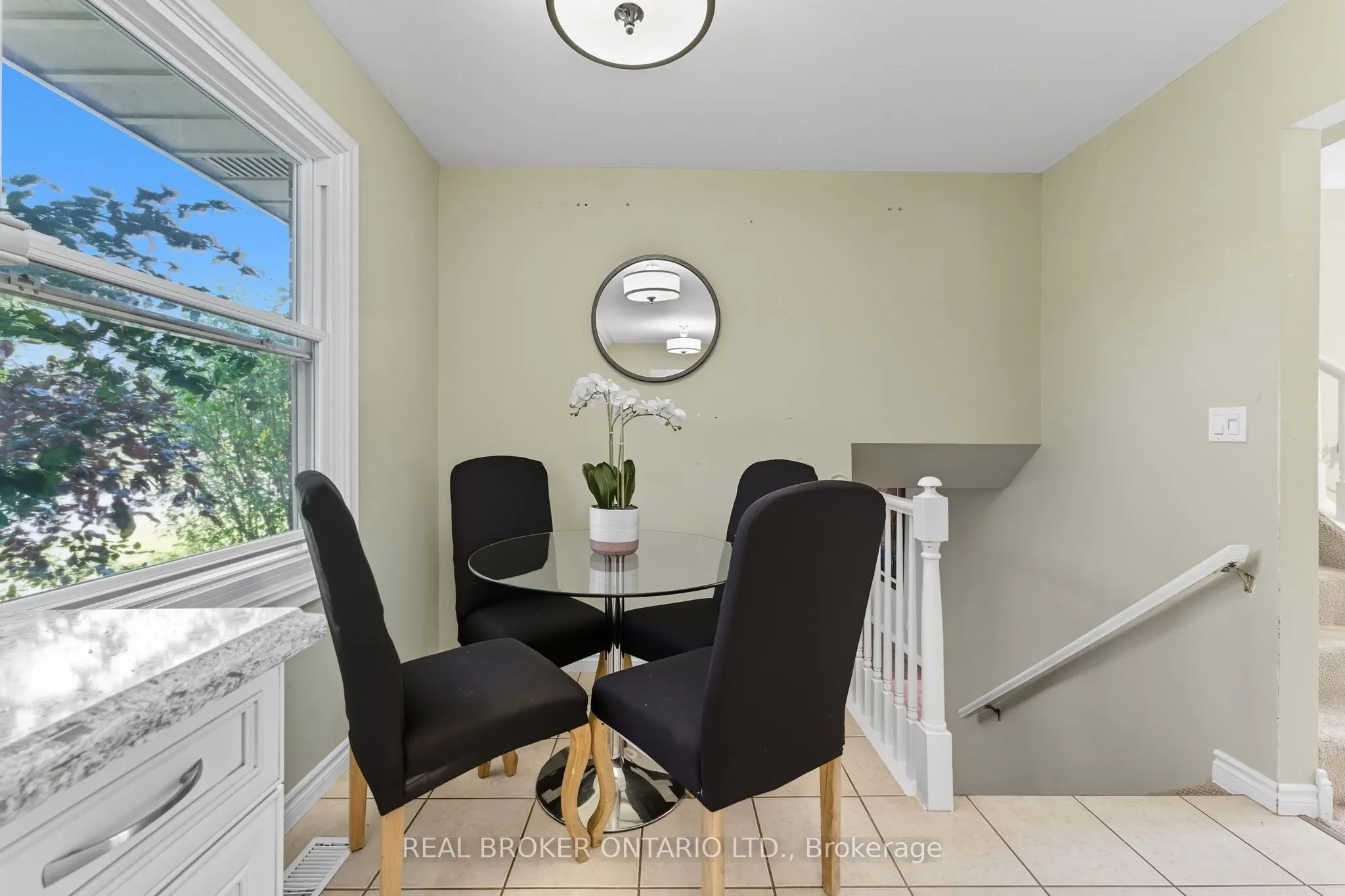39 Carriage Road