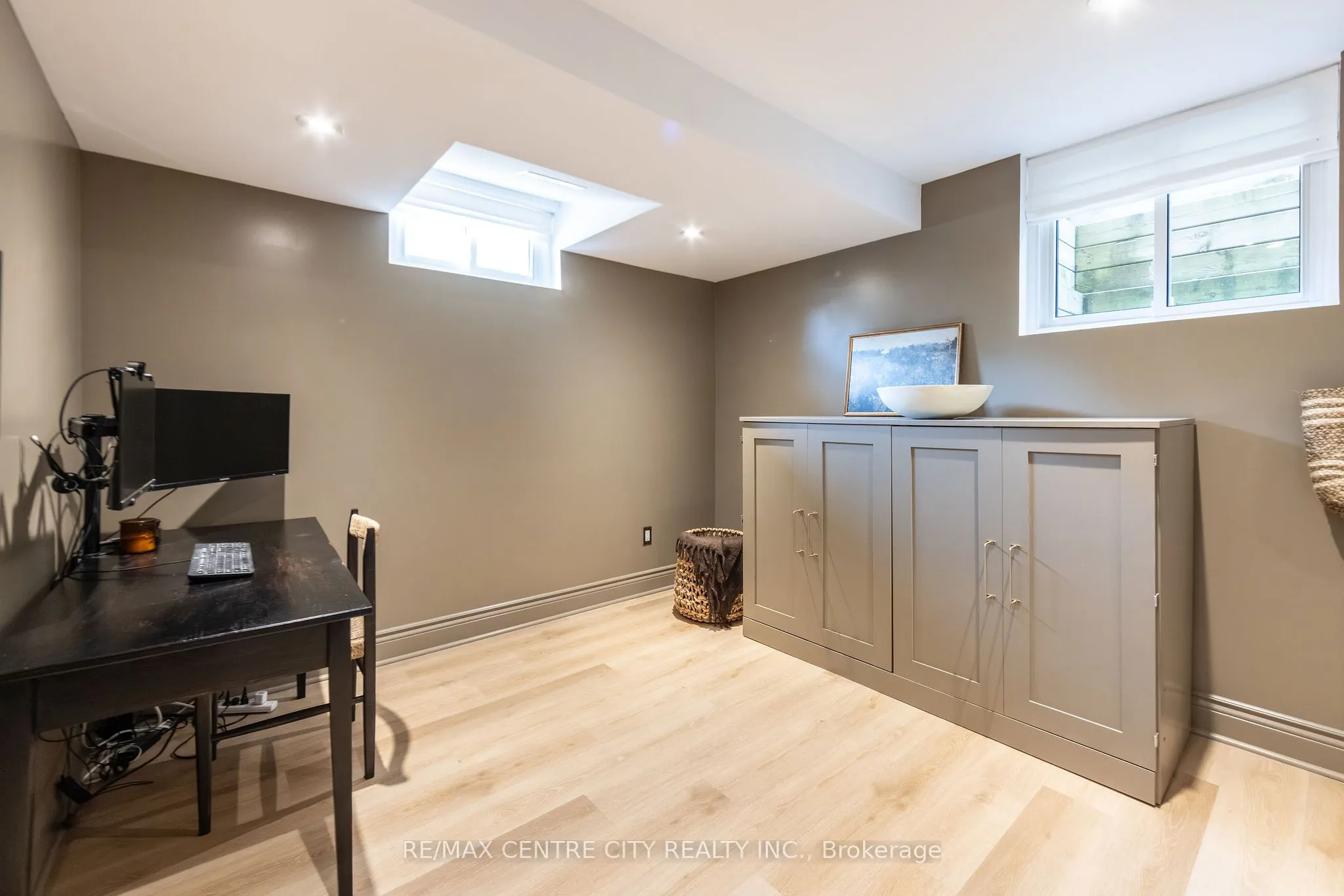 144 Springfield Crescent