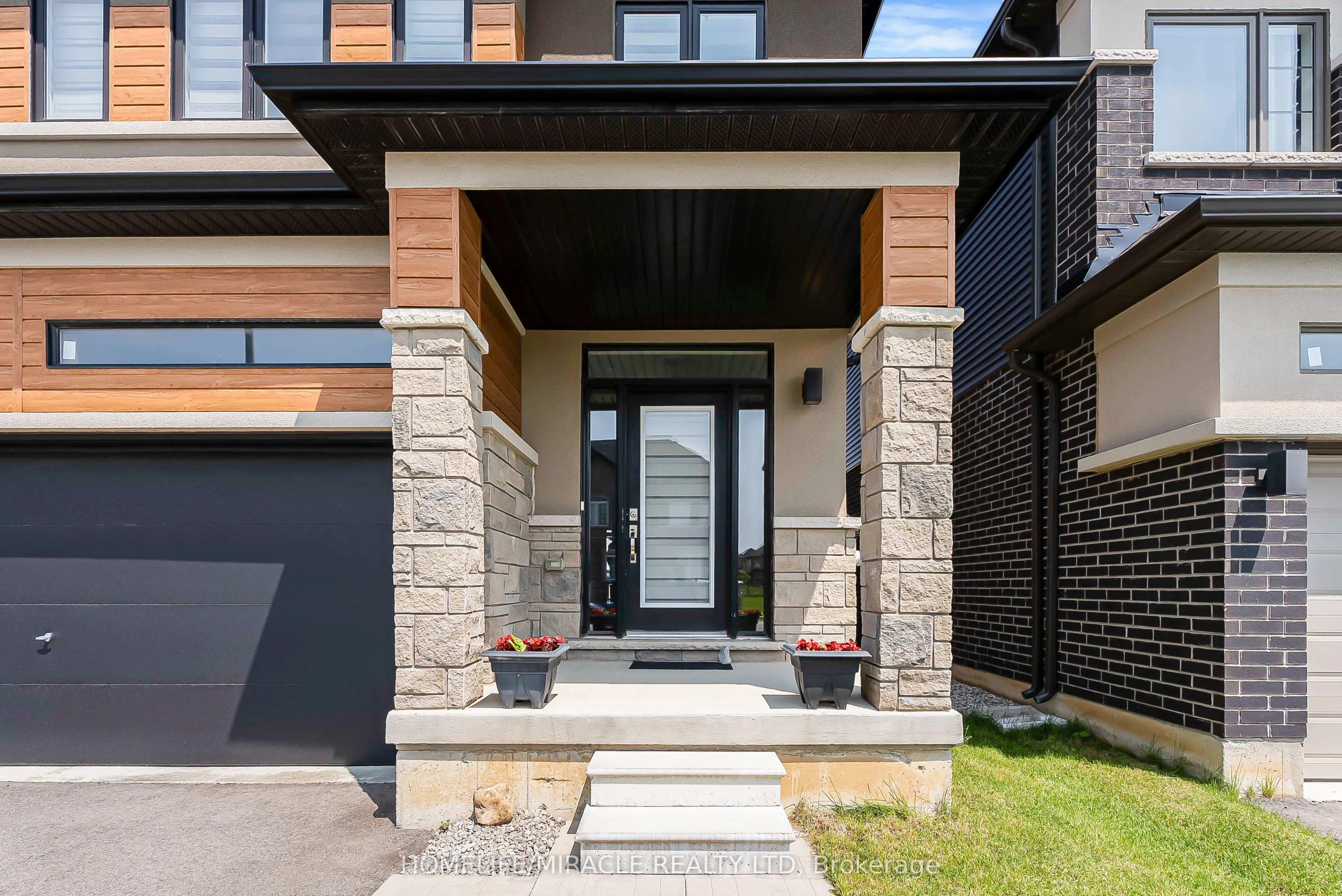 16 Scenic Ridge Gate
