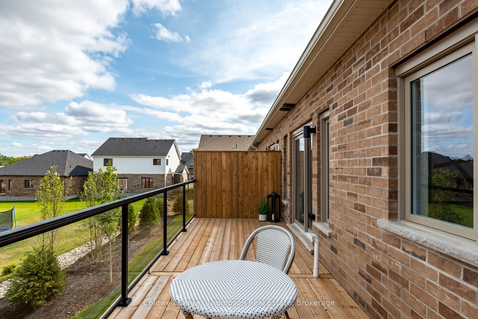 28 CHARLES MORLEY Boulevard