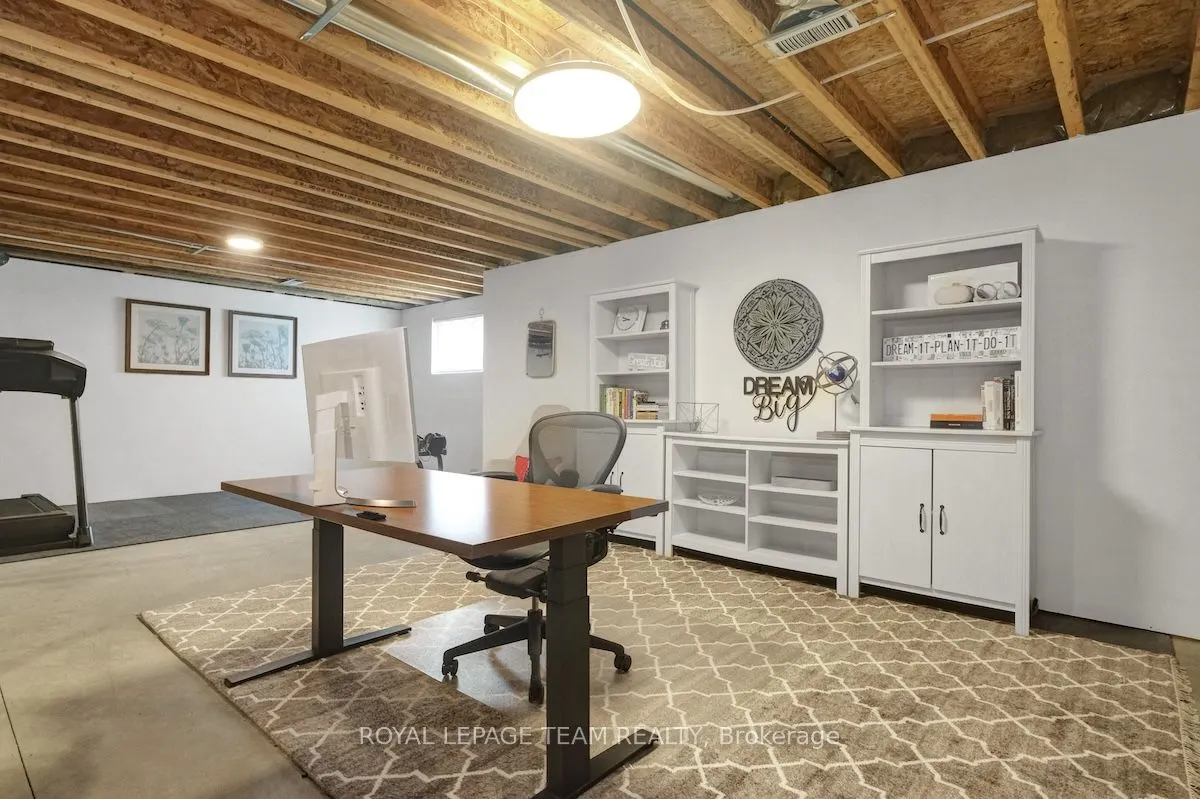 323 Spreadwing Way