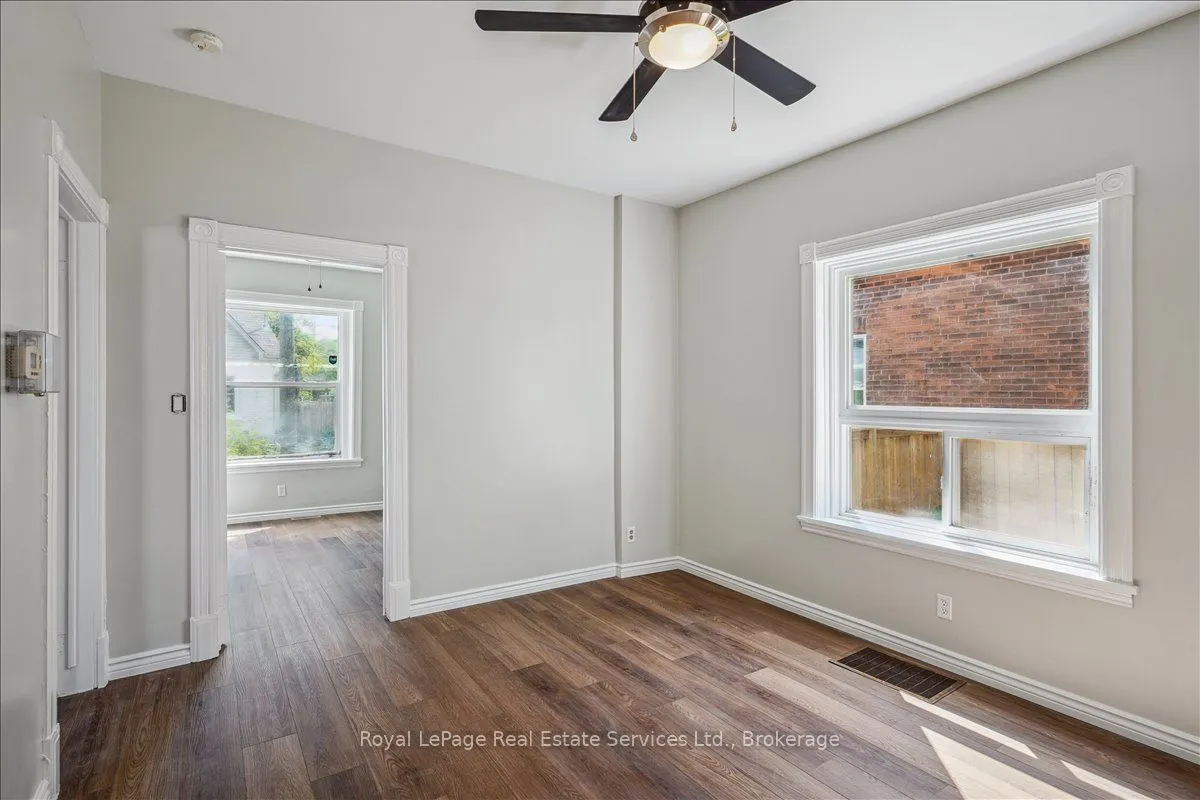 33 Rose Avenue, #Main