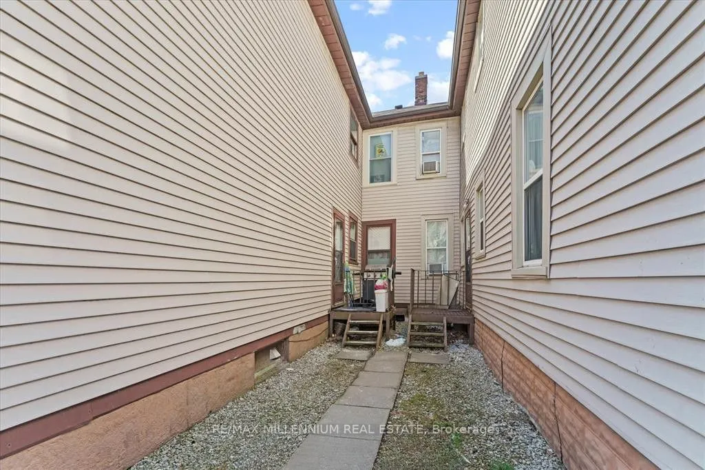 124-130 Elm Avenue