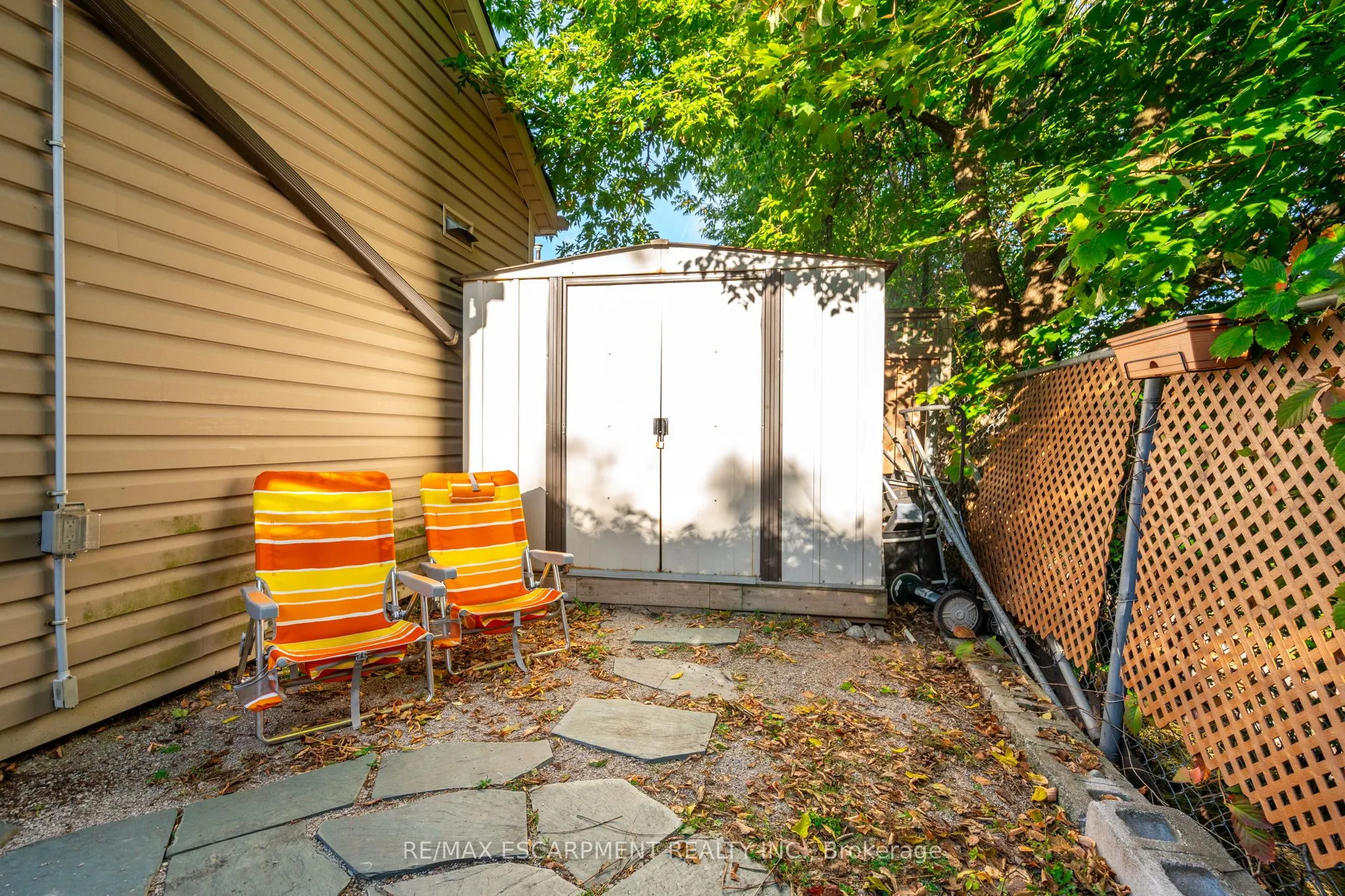 346 Hunter Street W