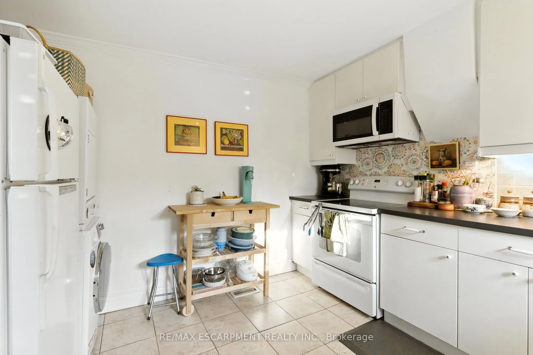 346 Hunter Street W