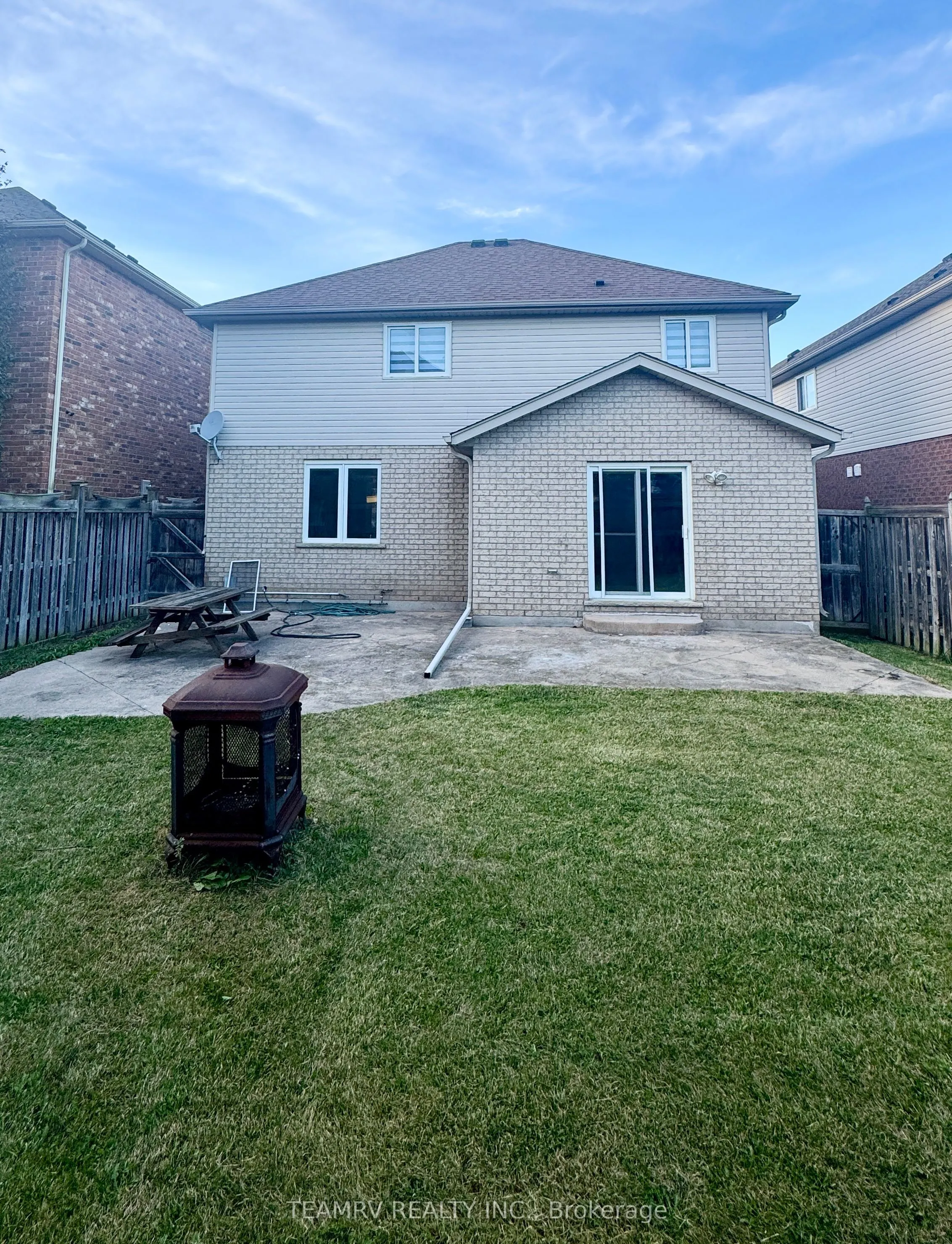 39 Bermuda Lane