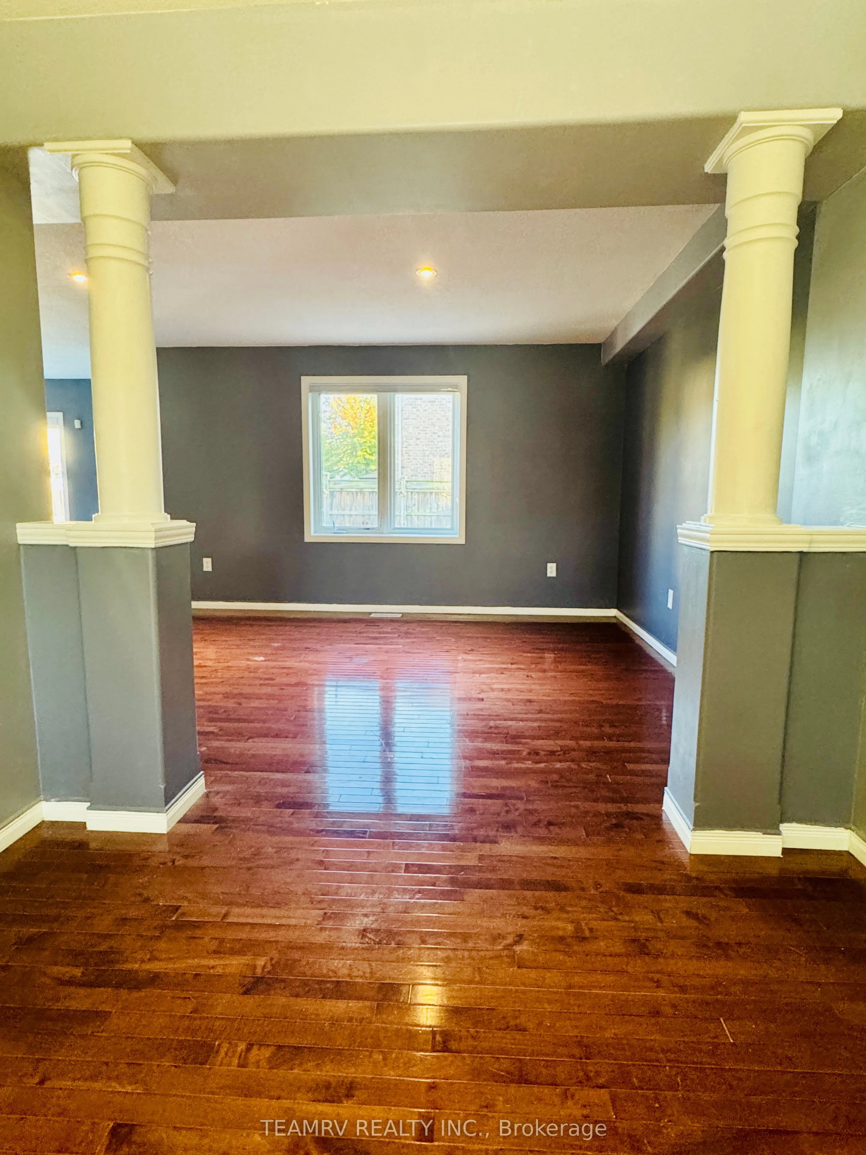 39 Bermuda Lane