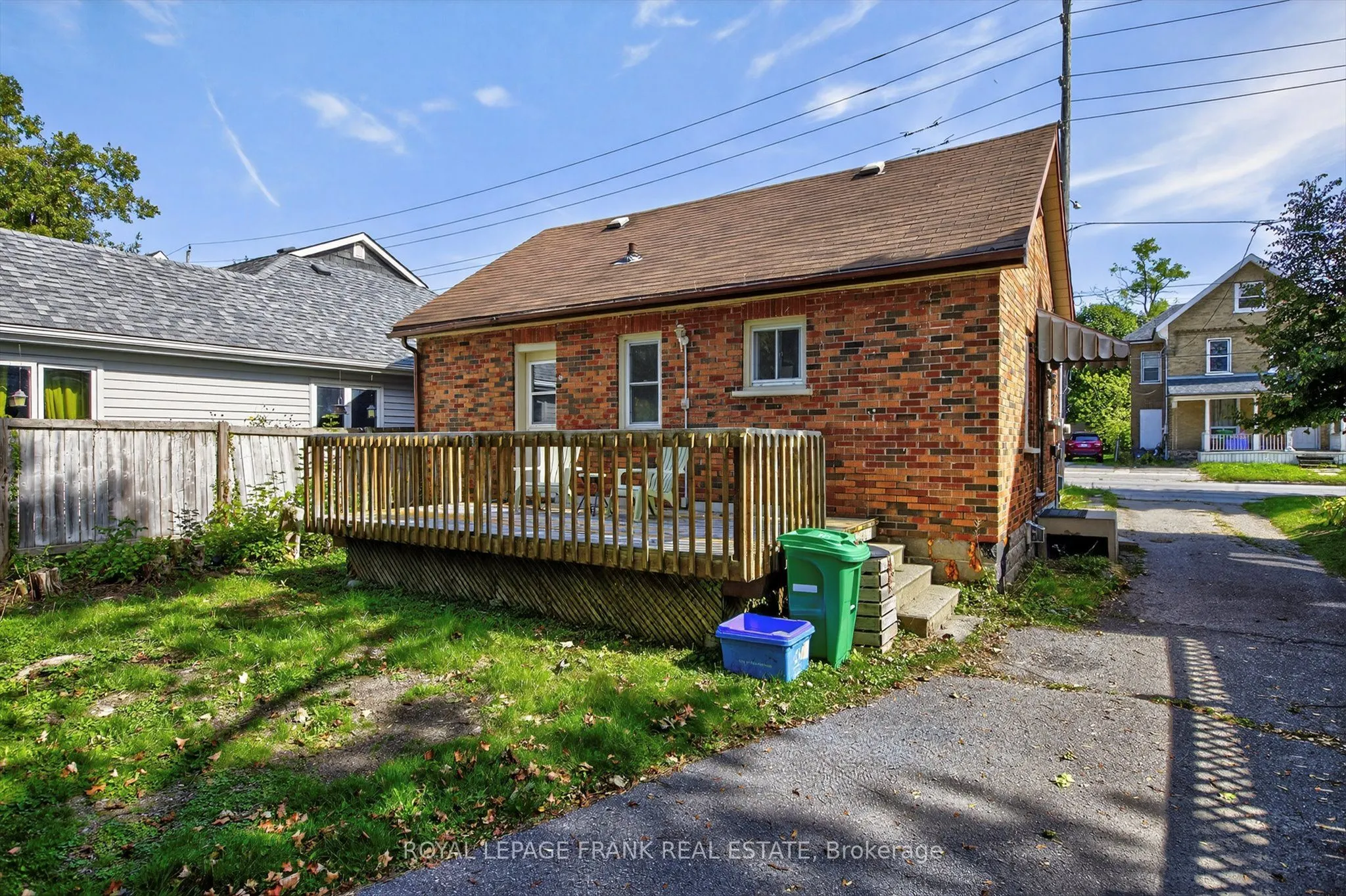 859 George Street N