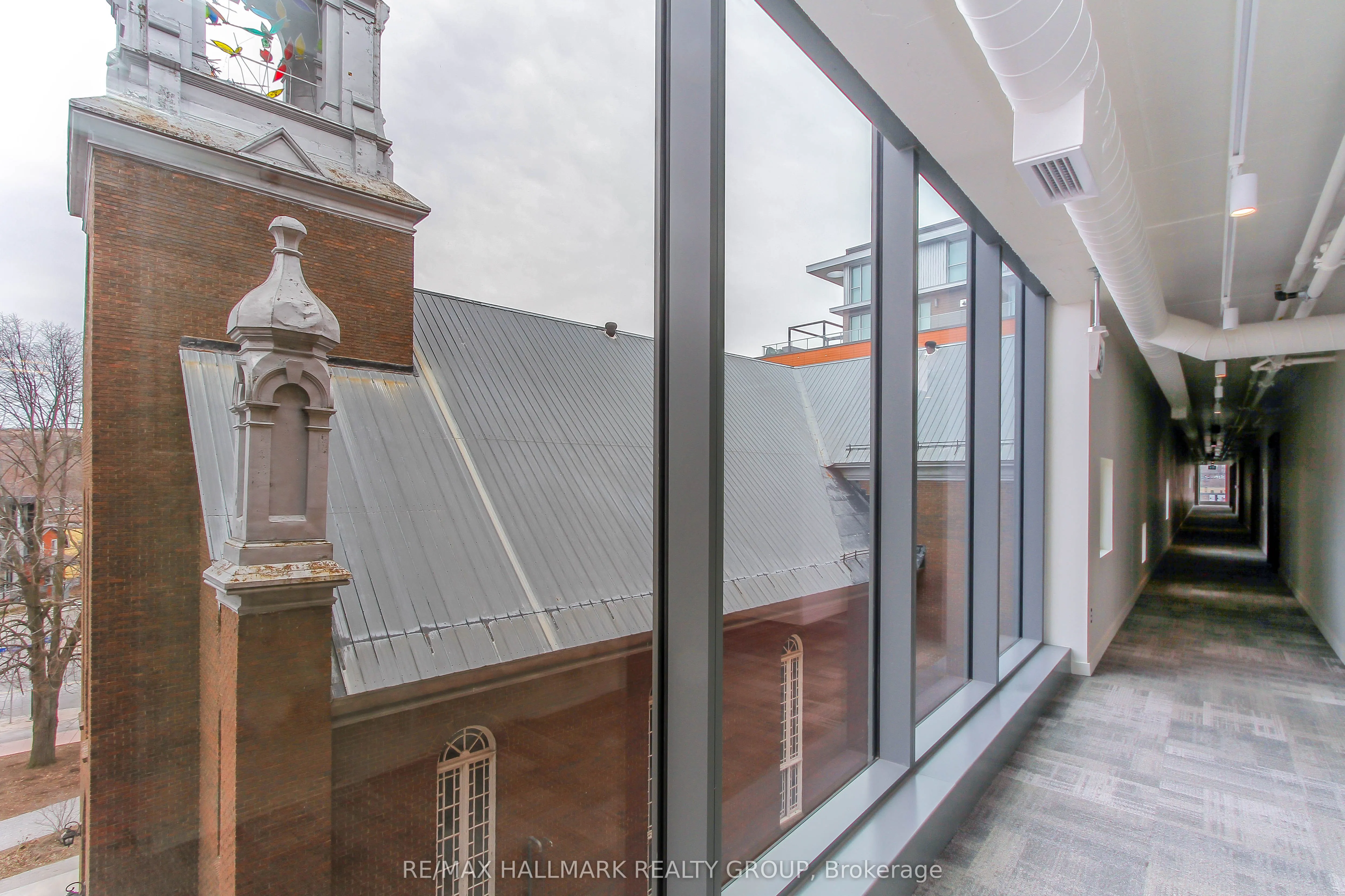 135 Barrette Street, #409