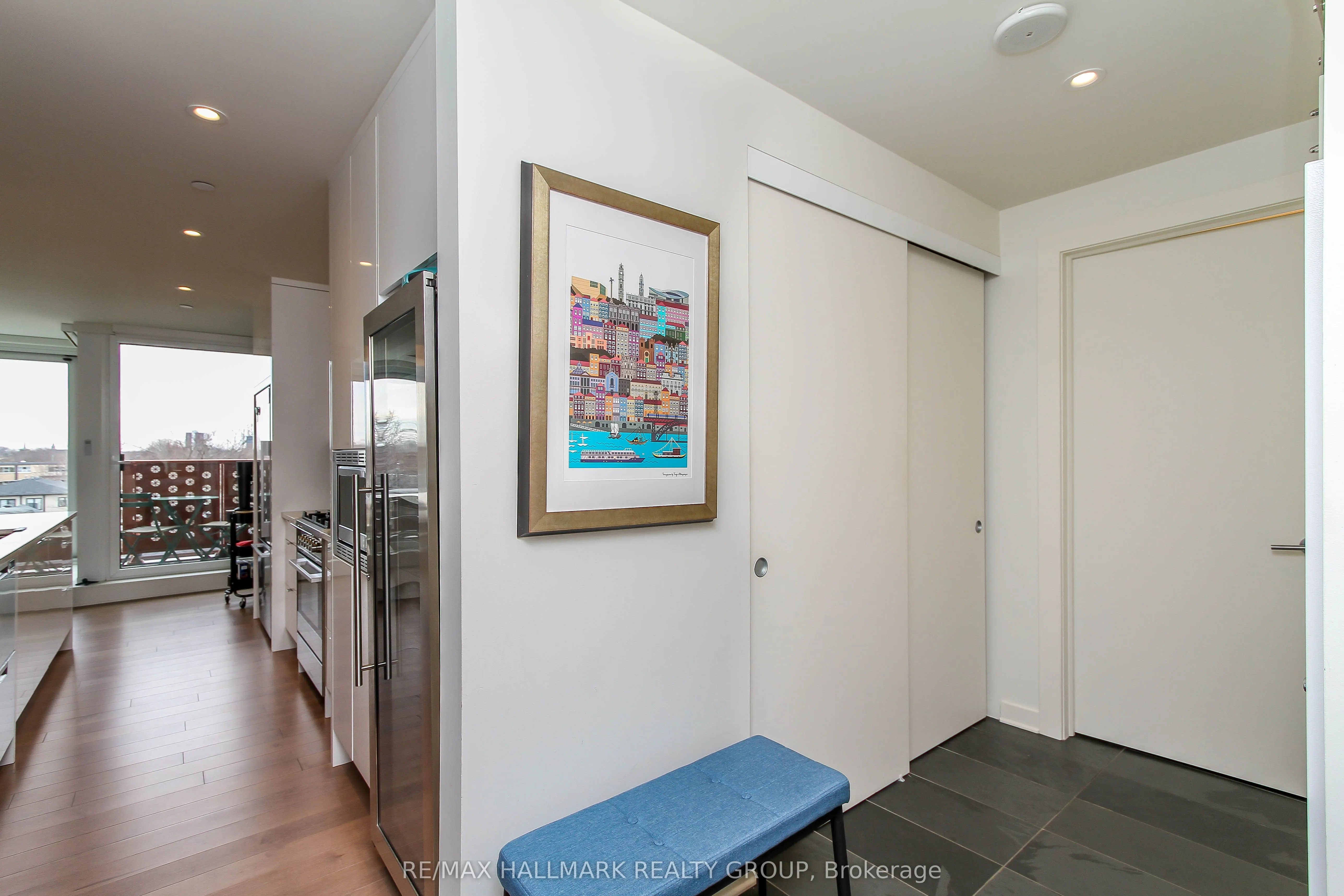 135 Barrette Street, #409