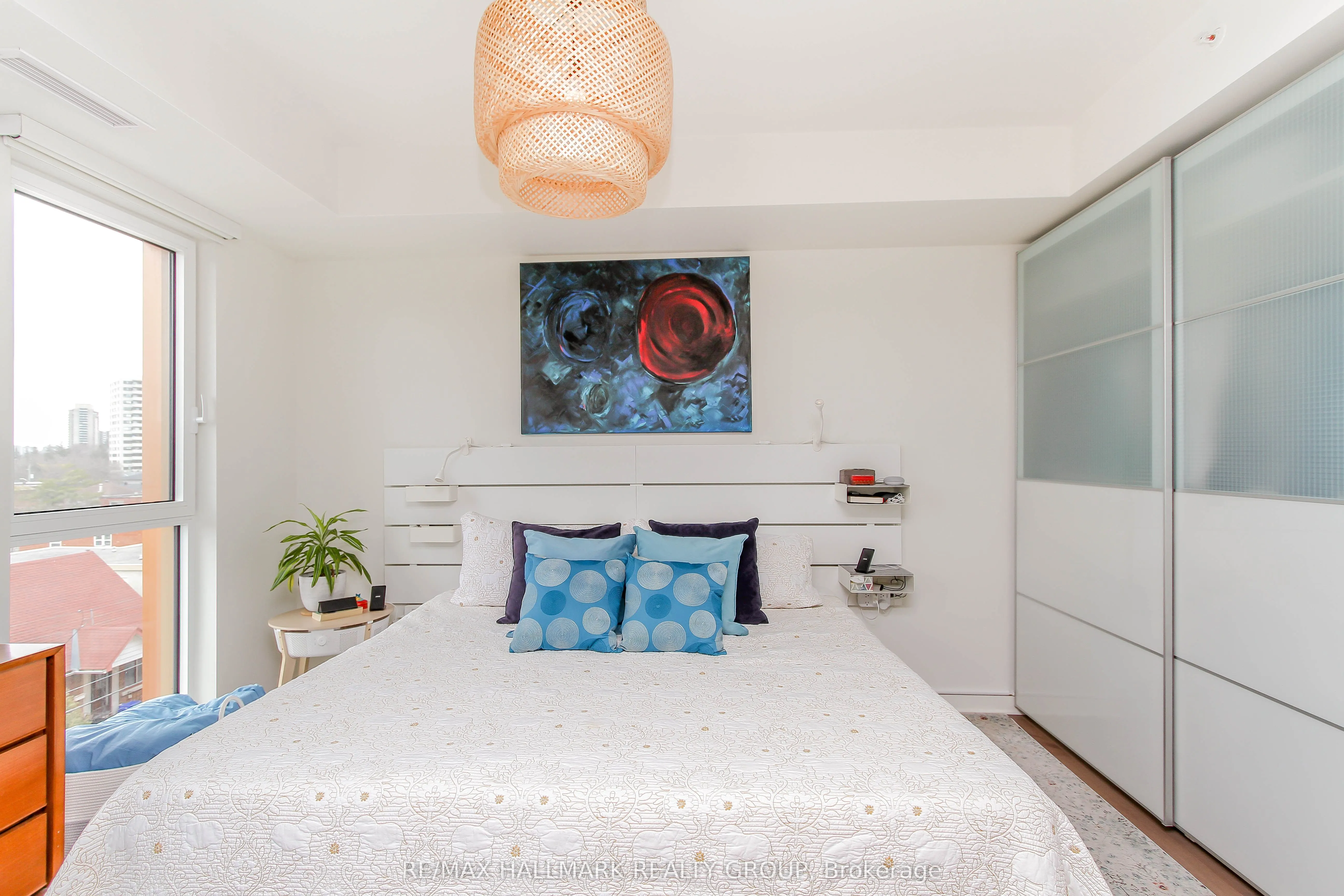 135 Barrette Street, #409