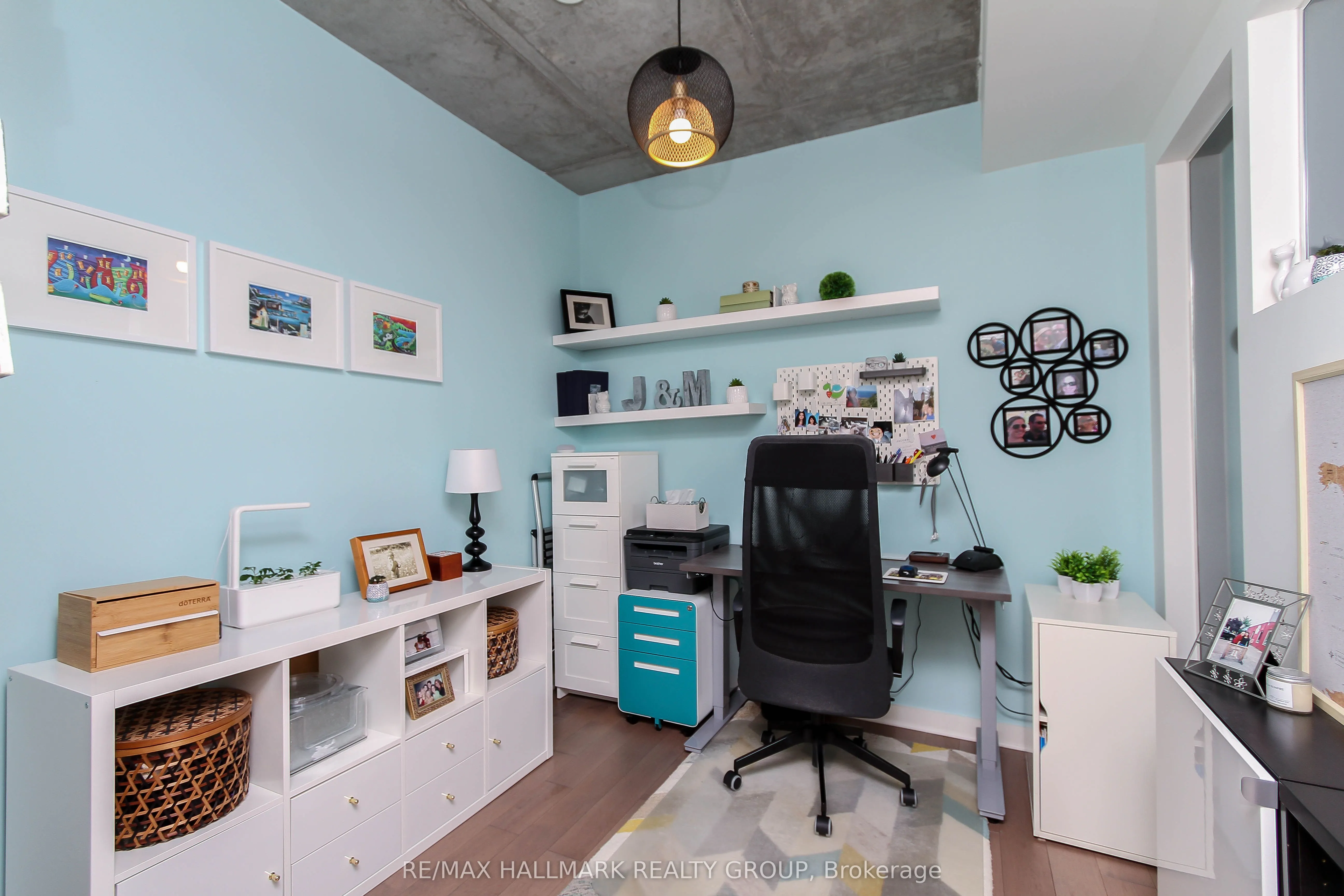 135 Barrette Street, #409