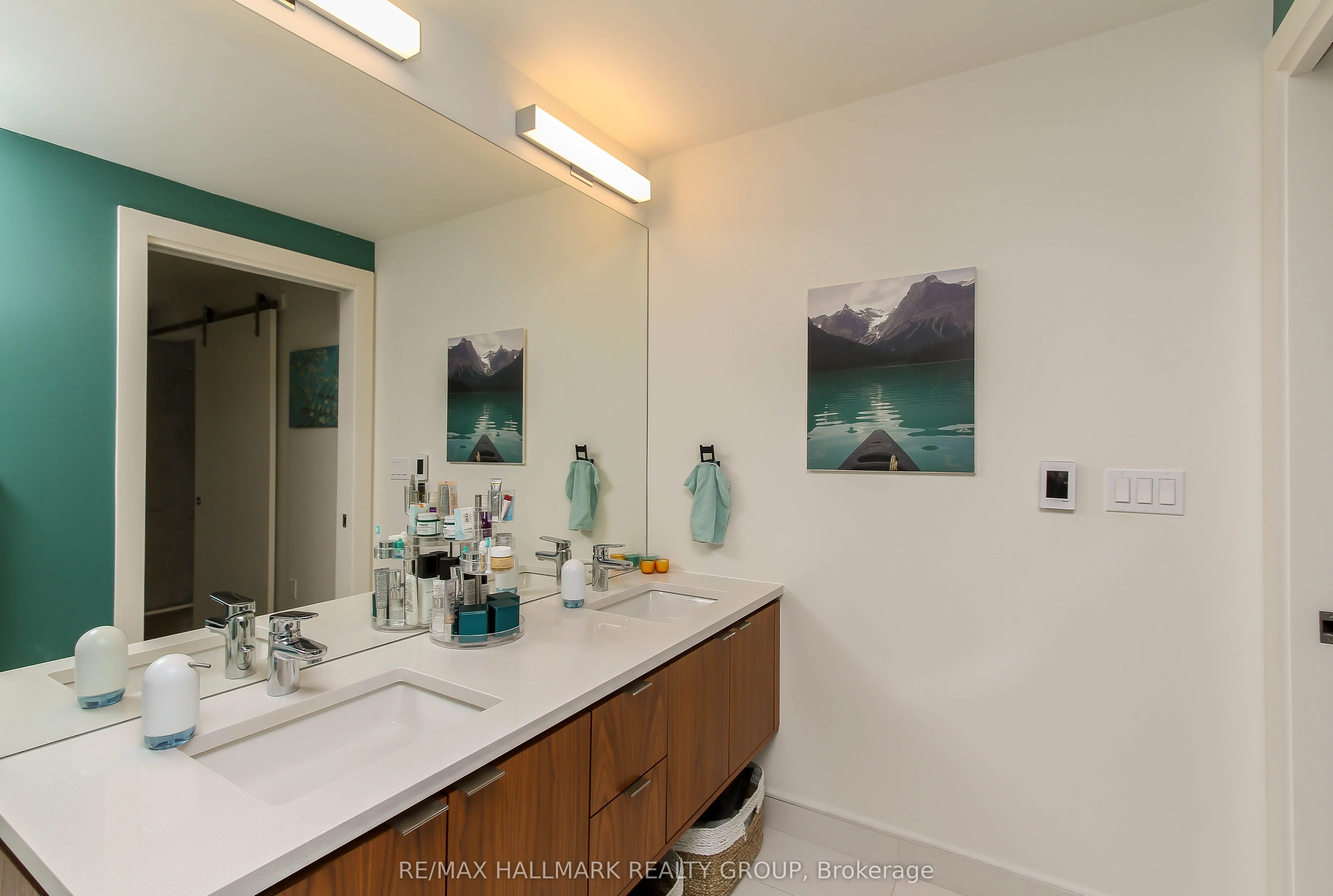 135 Barrette Street, #409