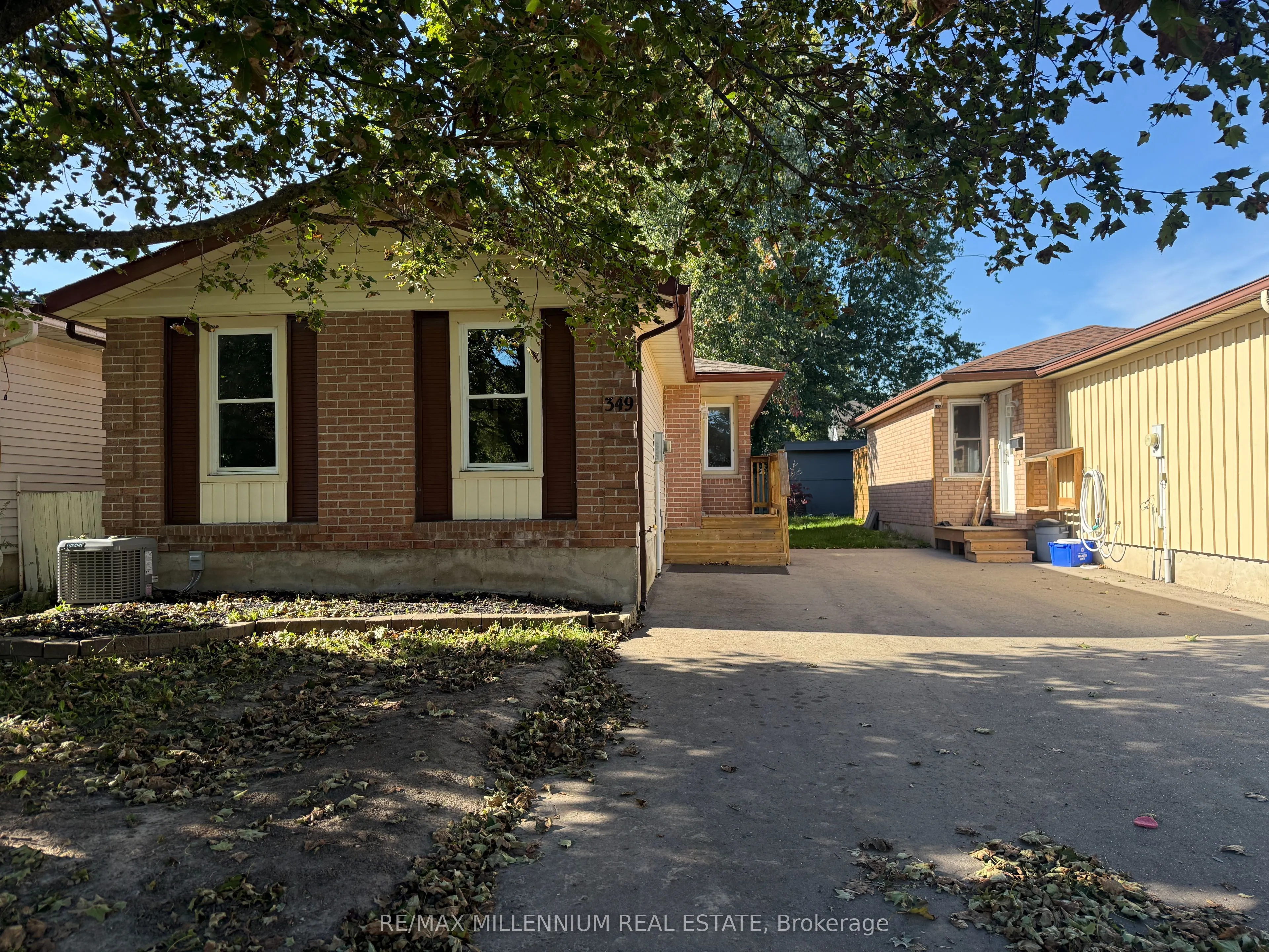 349 Strathallan Street